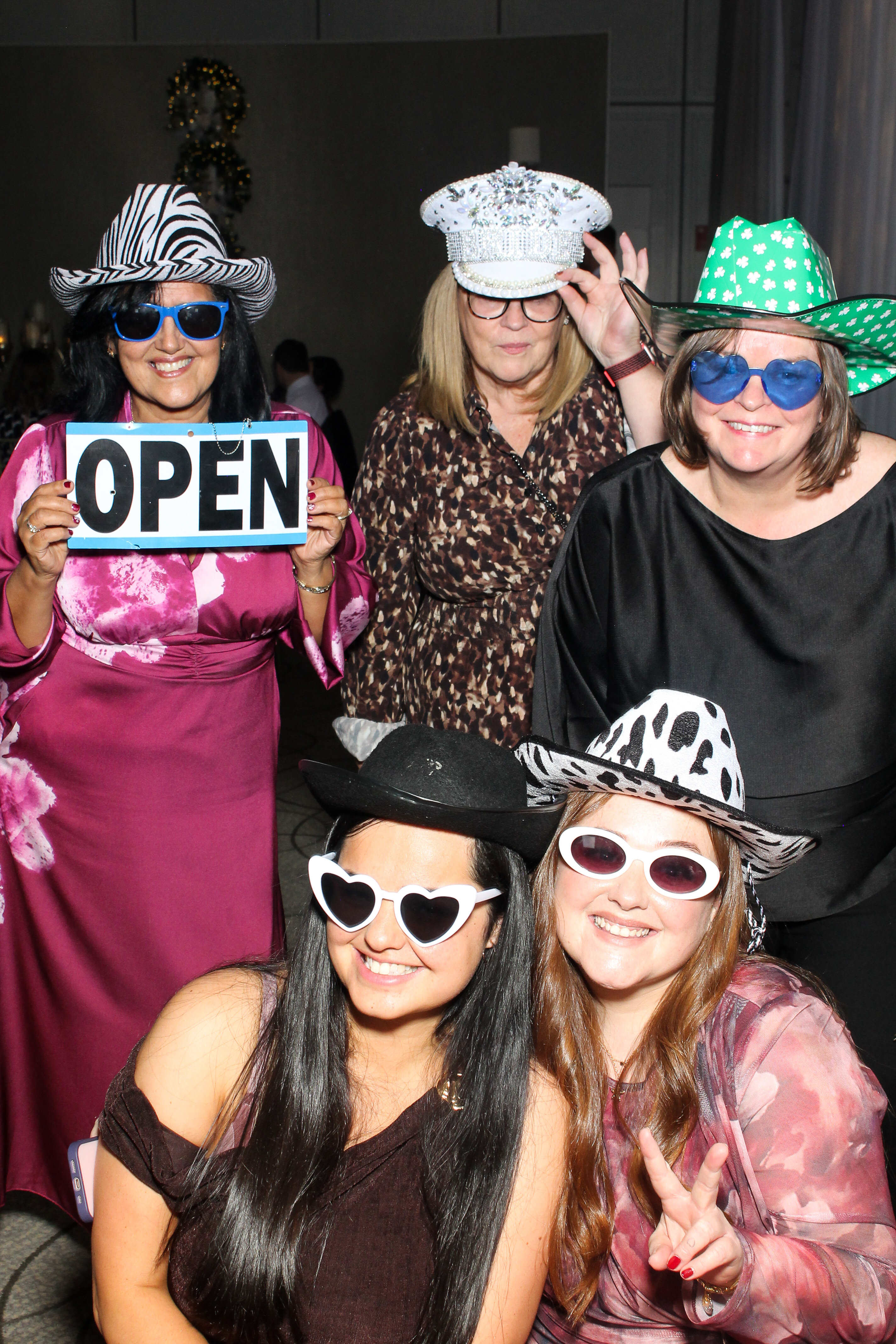 Karolyn & Conor | View more photos from the event at gallery.snapmagic.ie/u/SnapMagic/Karolyn-Conor