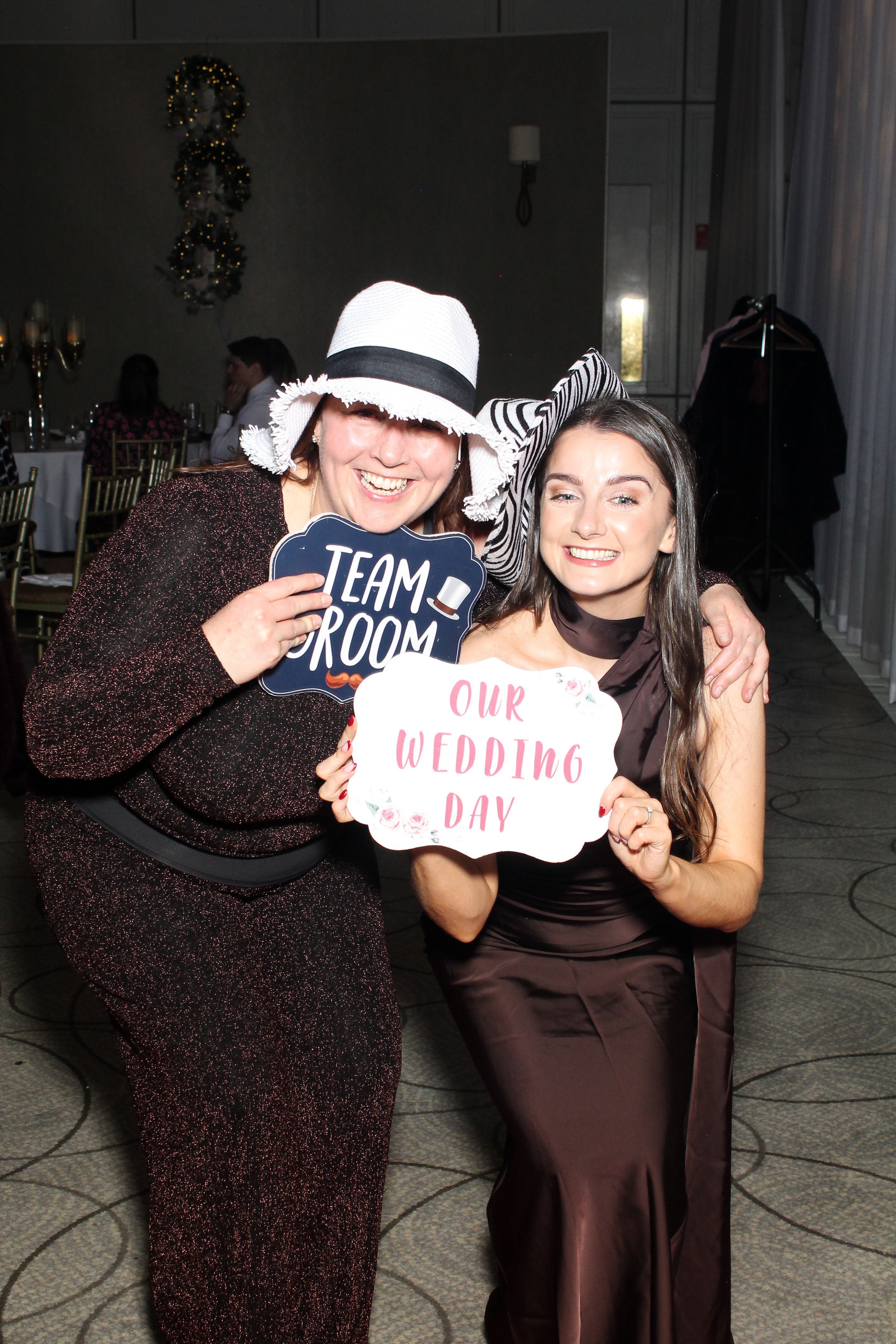 Karolyn & Conor | View more photos from the event at gallery.snapmagic.ie/u/SnapMagic/Karolyn-Conor