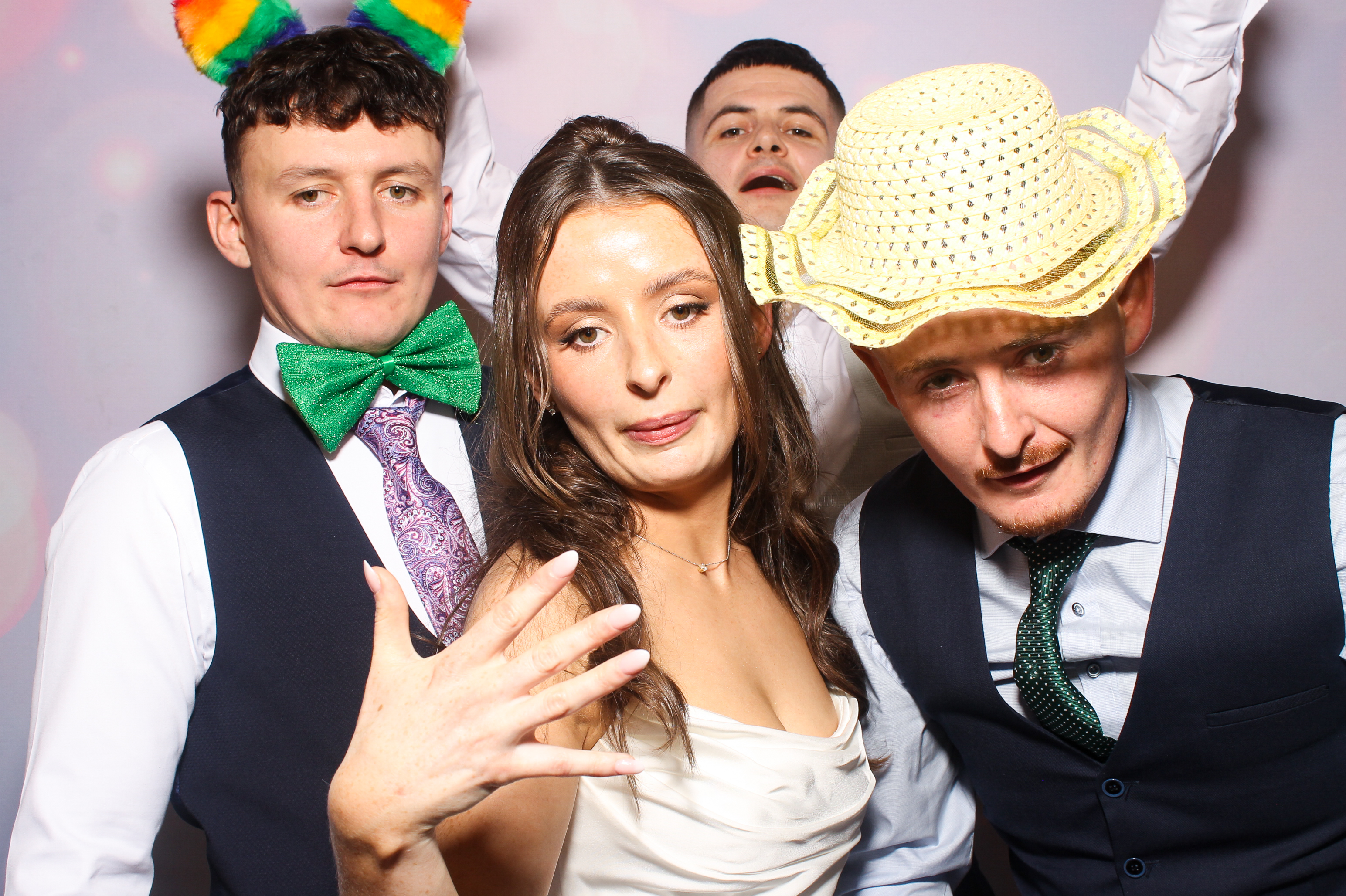 Katie & Josh | View more photos from the event at gallery.snapmagic.ie/u/SnapMagic/Katie-Josh