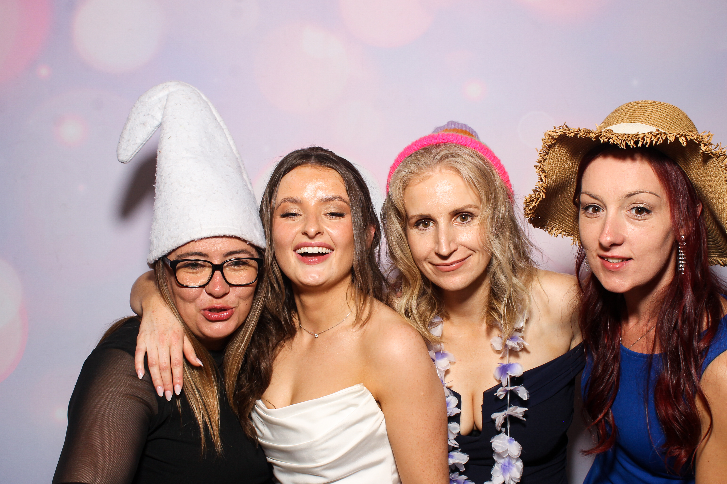 Katie & Josh | View more photos from the event at gallery.snapmagic.ie/u/SnapMagic/Katie-Josh