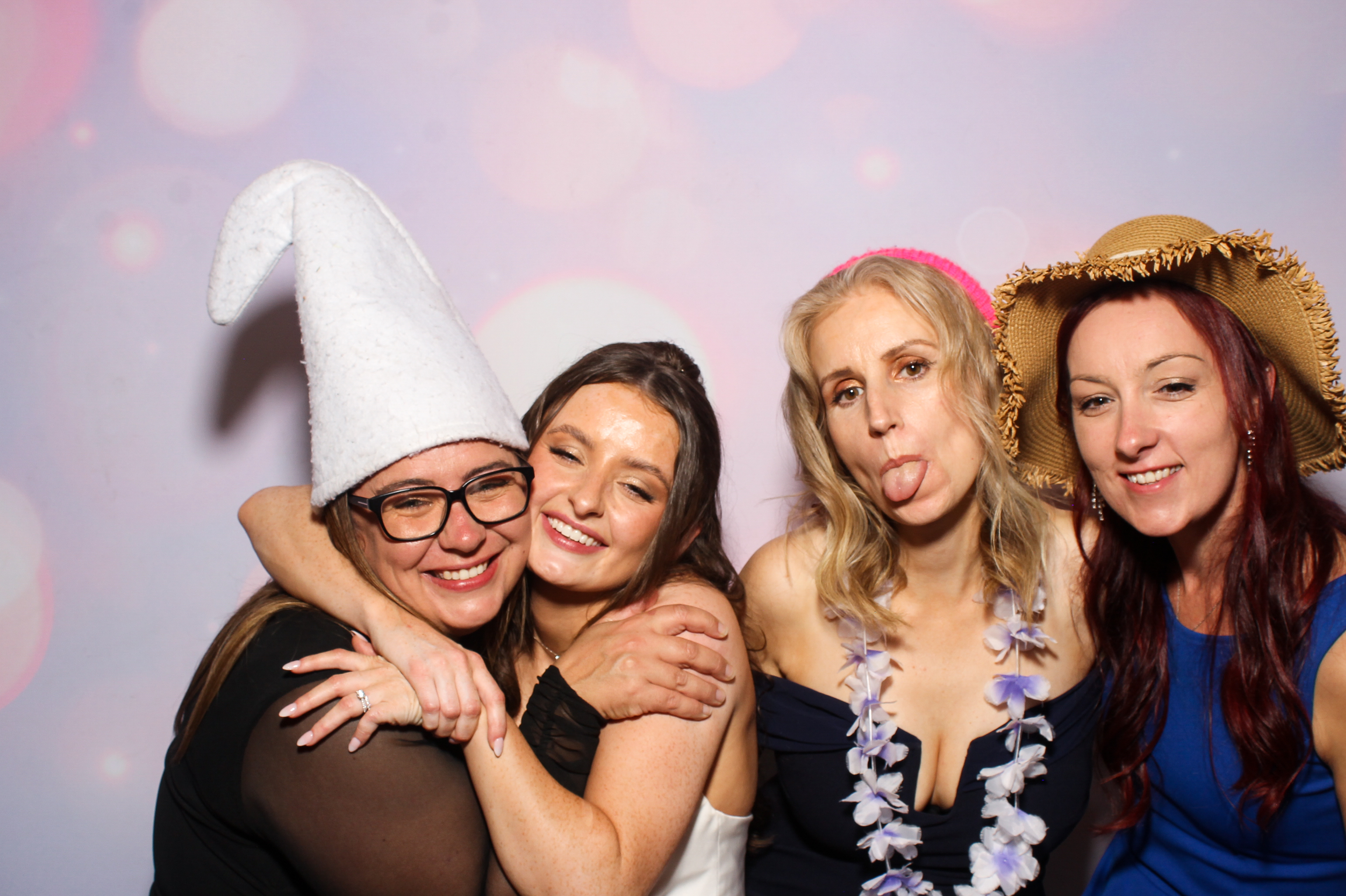 Katie & Josh | View more photos from the event at gallery.snapmagic.ie/u/SnapMagic/Katie-Josh