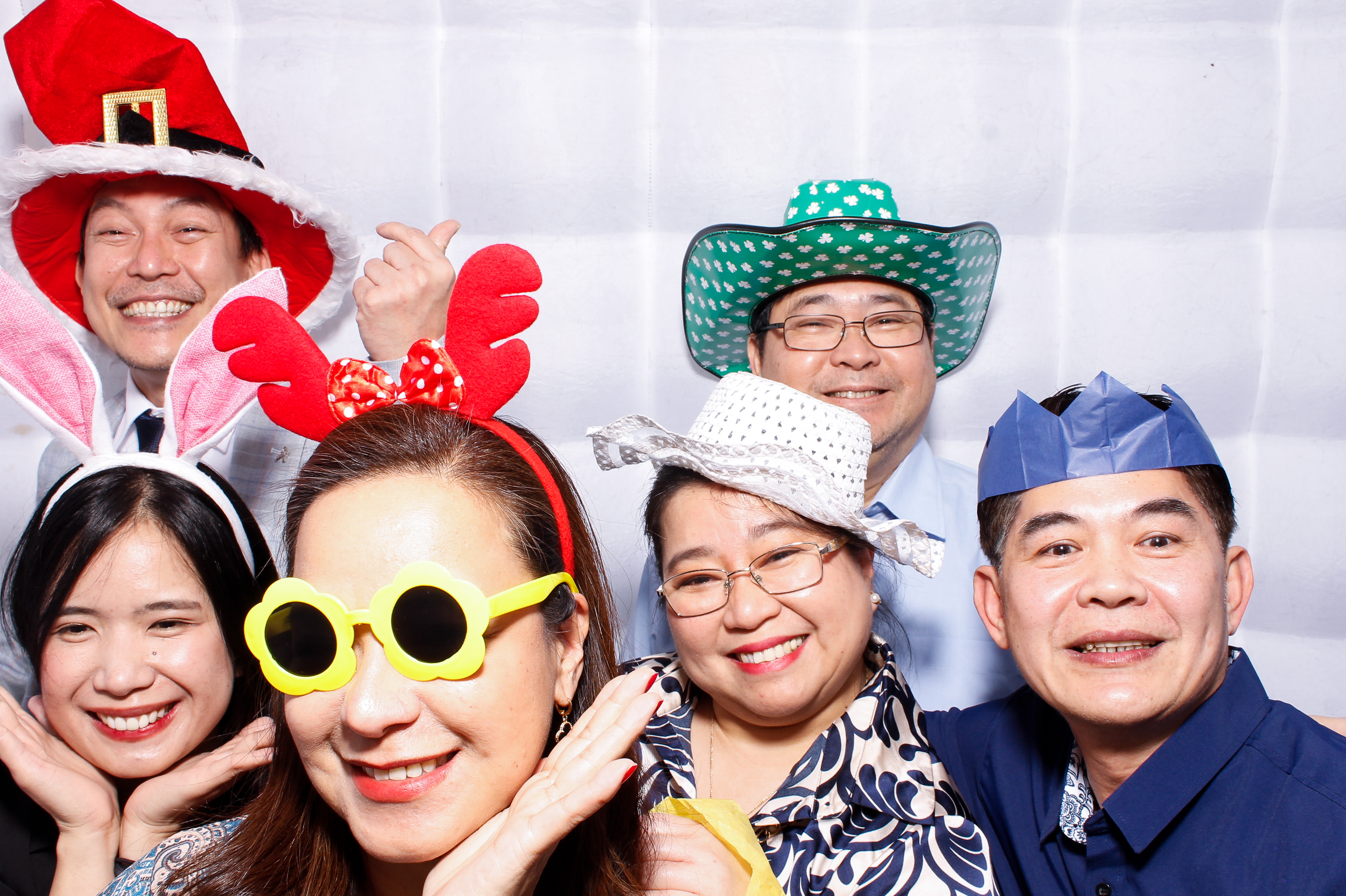 Kingsbridge Healthcare Group Christmas Party 2025 | View more photos from the event at gallery.snapmagic.ie/u/SnapMagic/Kingsbridge-Healthcare-Group-Christmas-Party-2025