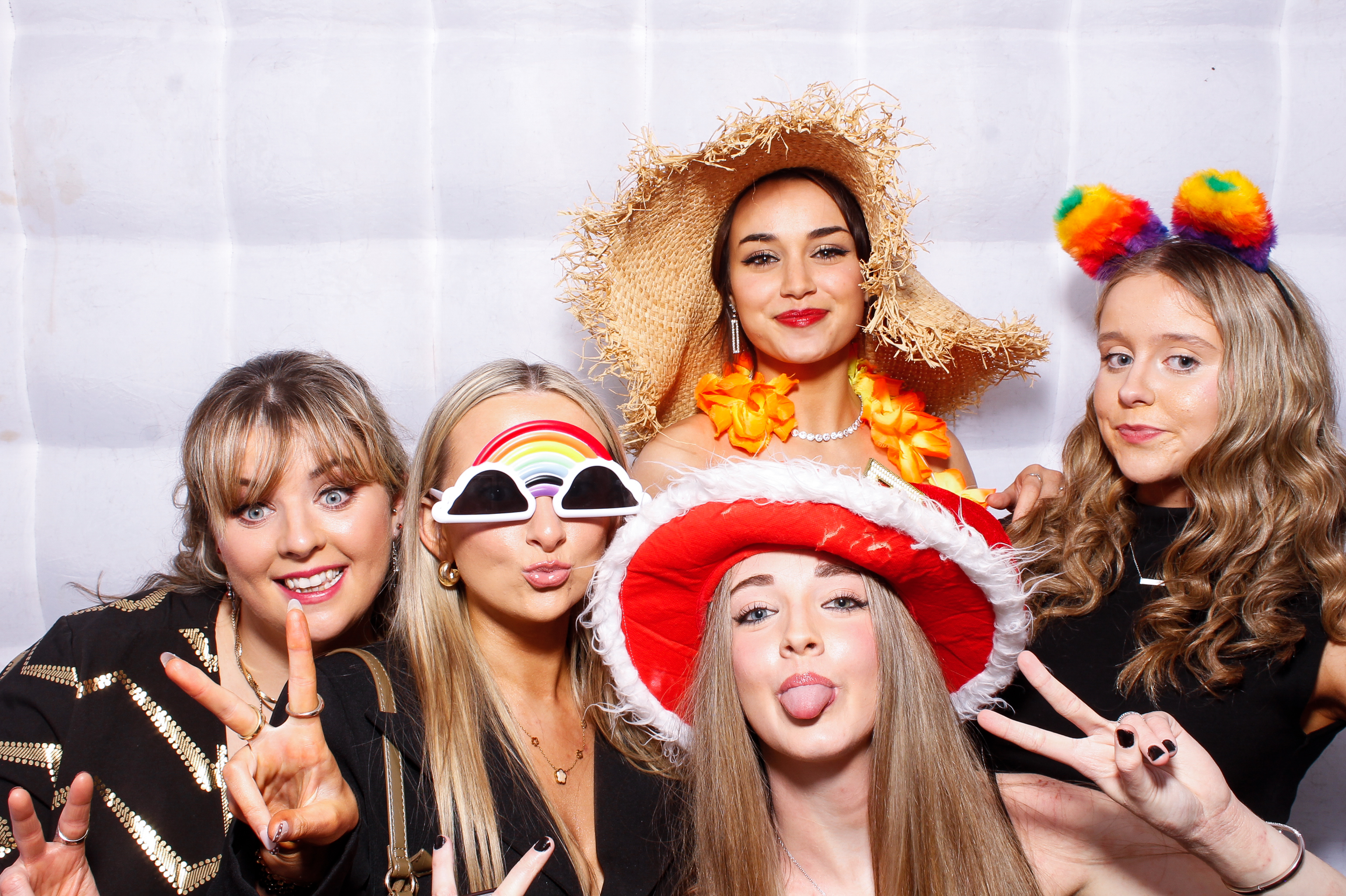 Kingsbridge Healthcare Group Christmas Party 2025 | View more photos from the event at gallery.snapmagic.ie/u/SnapMagic/Kingsbridge-Healthcare-Group-Christmas-Party-2025