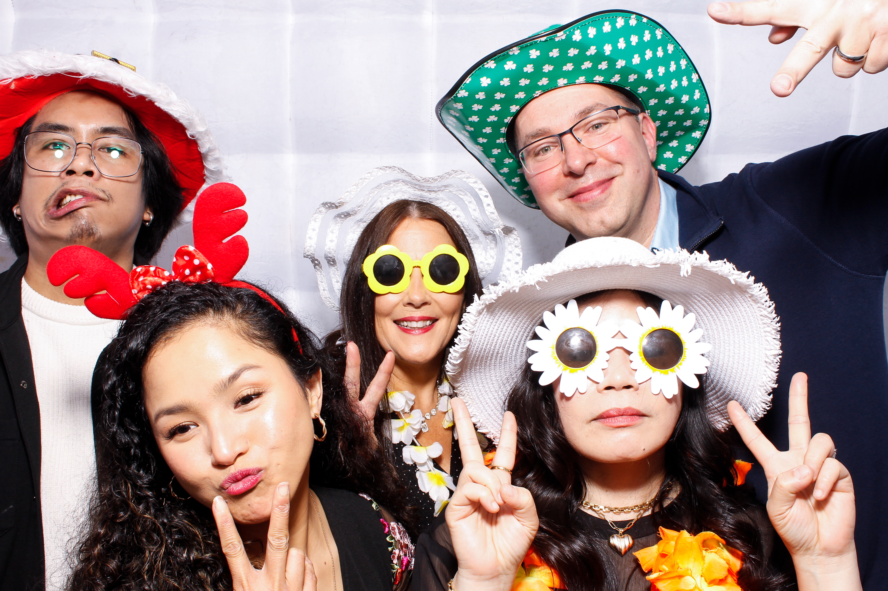 Kingsbridge Healthcare Group Christmas Party 2025 | View more photos from the event at gallery.snapmagic.ie/u/SnapMagic/Kingsbridge-Healthcare-Group-Christmas-Party-2025