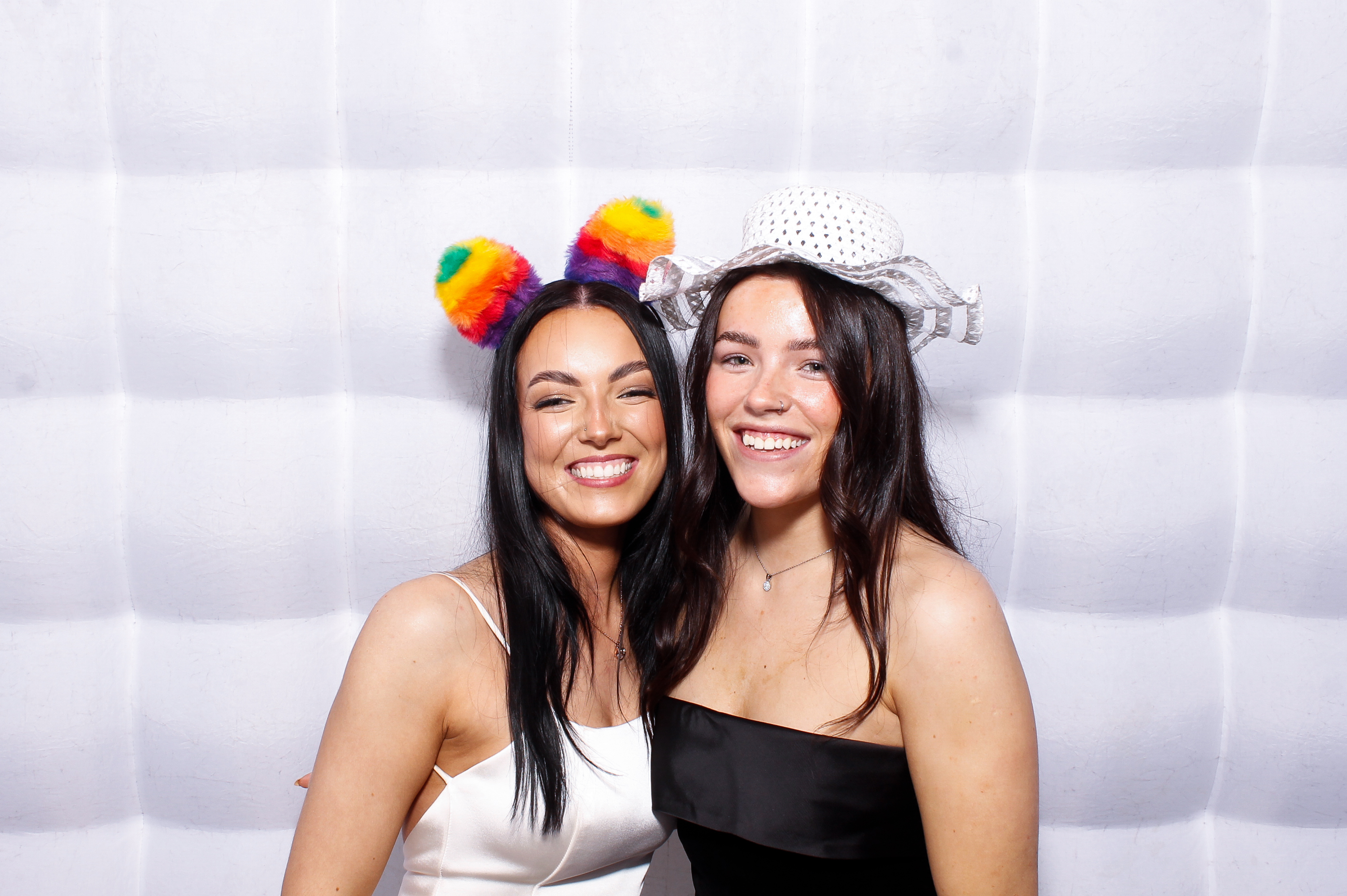 Kingsbridge Healthcare Group Christmas Party 2025 | View more photos from the event at gallery.snapmagic.ie/u/SnapMagic/Kingsbridge-Healthcare-Group-Christmas-Party-2025