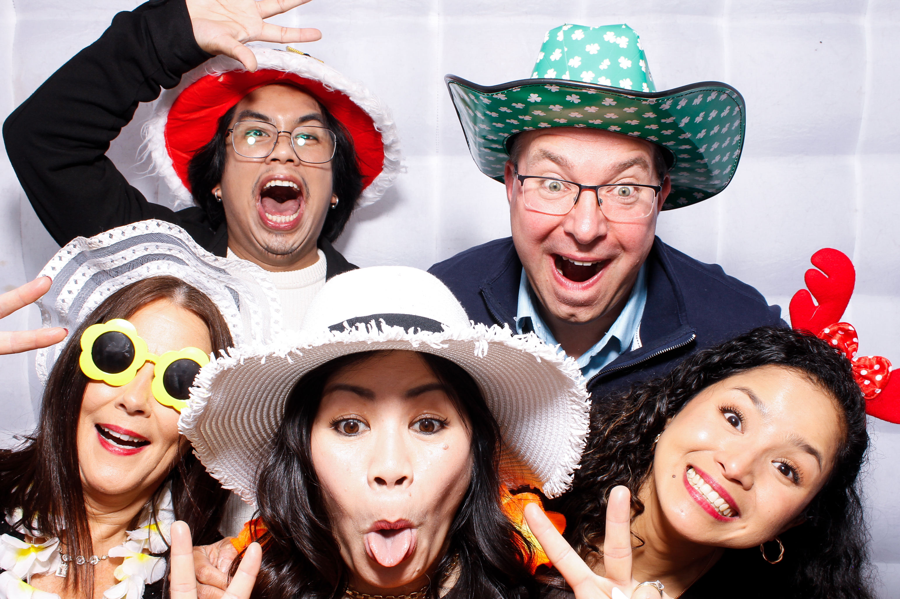 Kingsbridge Healthcare Group Christmas Party 2025 | View more photos from the event at gallery.snapmagic.ie/u/SnapMagic/Kingsbridge-Healthcare-Group-Christmas-Party-2025