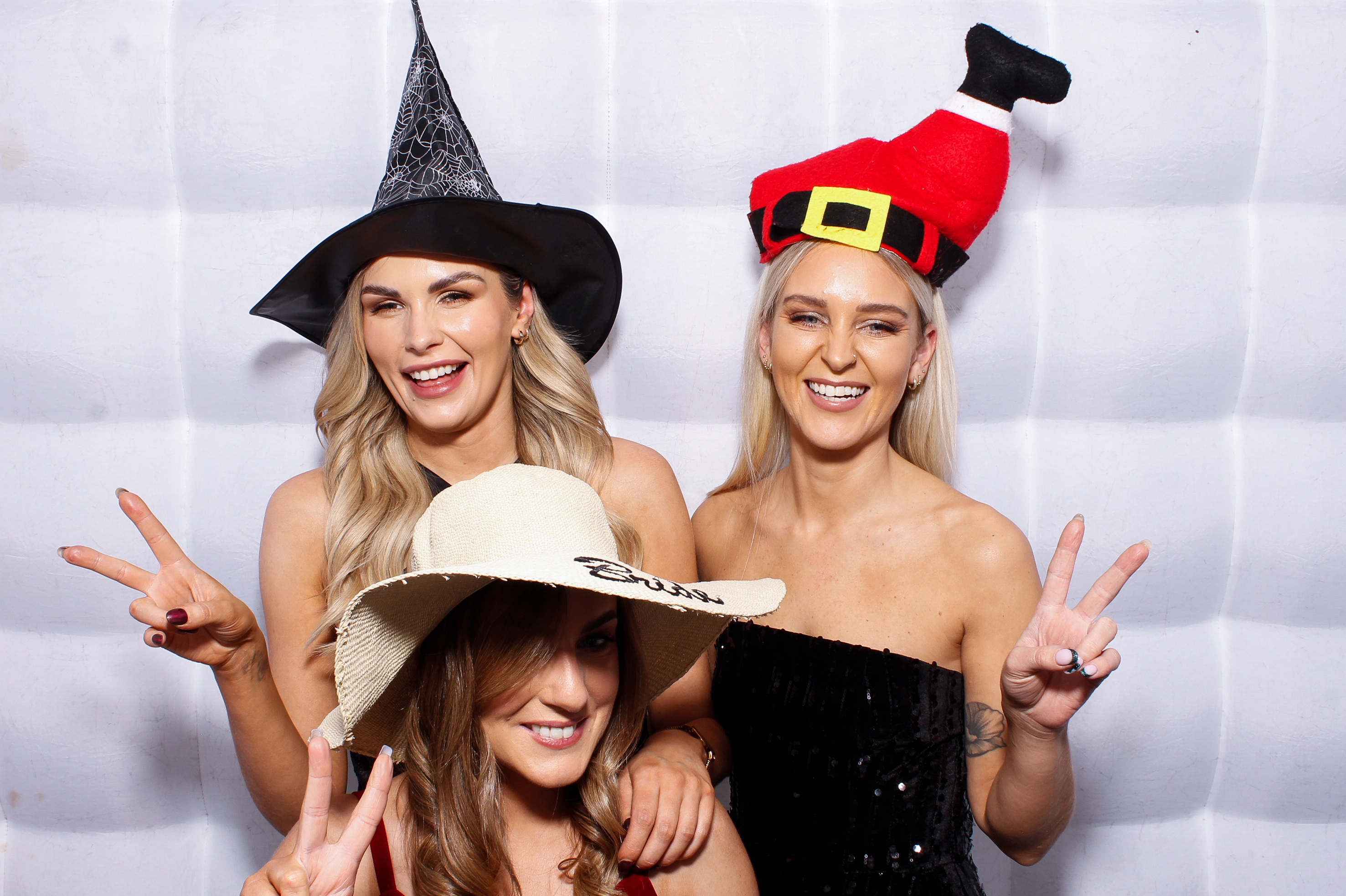 Kingsbridge Healthcare Group Christmas Party 2025 | View more photos from the event at gallery.snapmagic.ie/u/SnapMagic/Kingsbridge-Healthcare-Group-Christmas-Party-2025