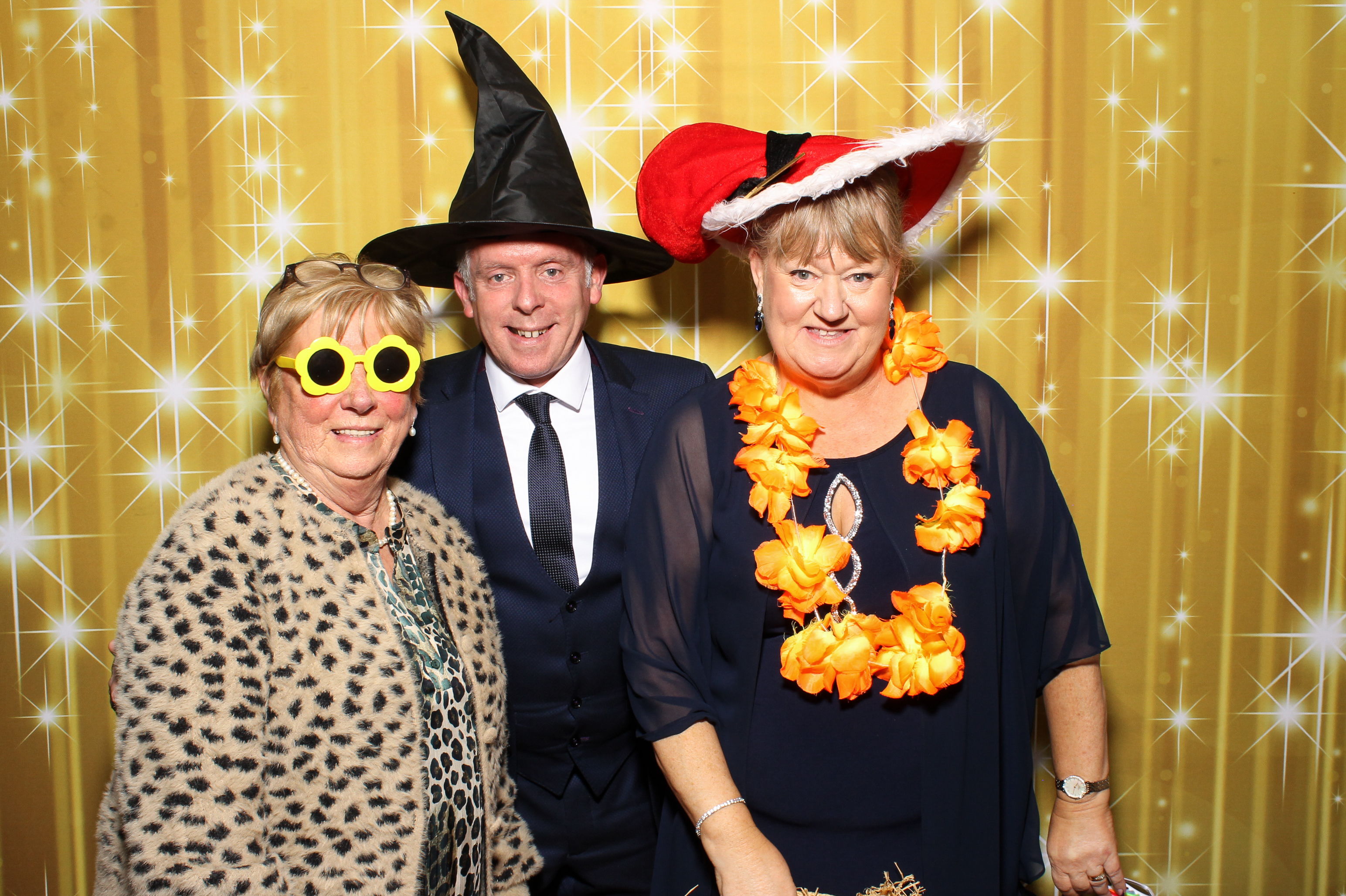 Laura & Raj | View more photos from the event at gallery.snapmagic.ie/u/SnapMagic/Laura-Raj