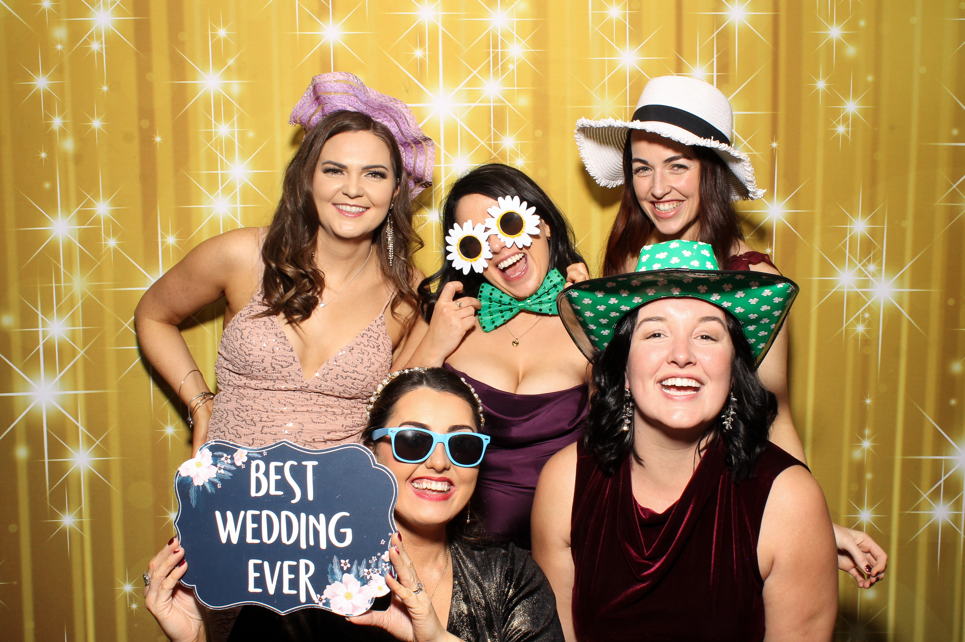 Laura & Raj | View more photos from the event at gallery.snapmagic.ie/u/SnapMagic/Laura-Raj