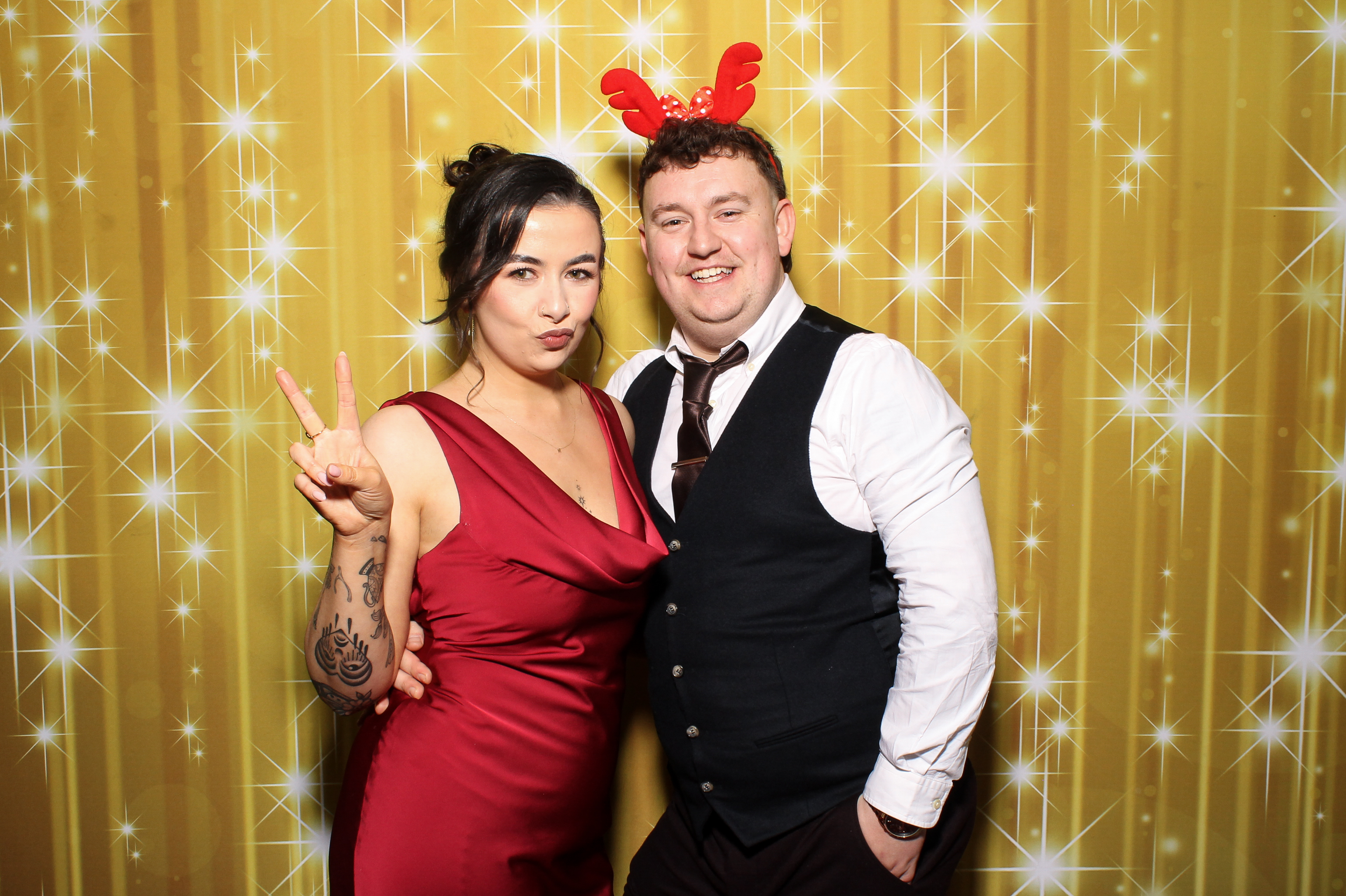 Laura & Raj | View more photos from the event at gallery.snapmagic.ie/u/SnapMagic/Laura-Raj