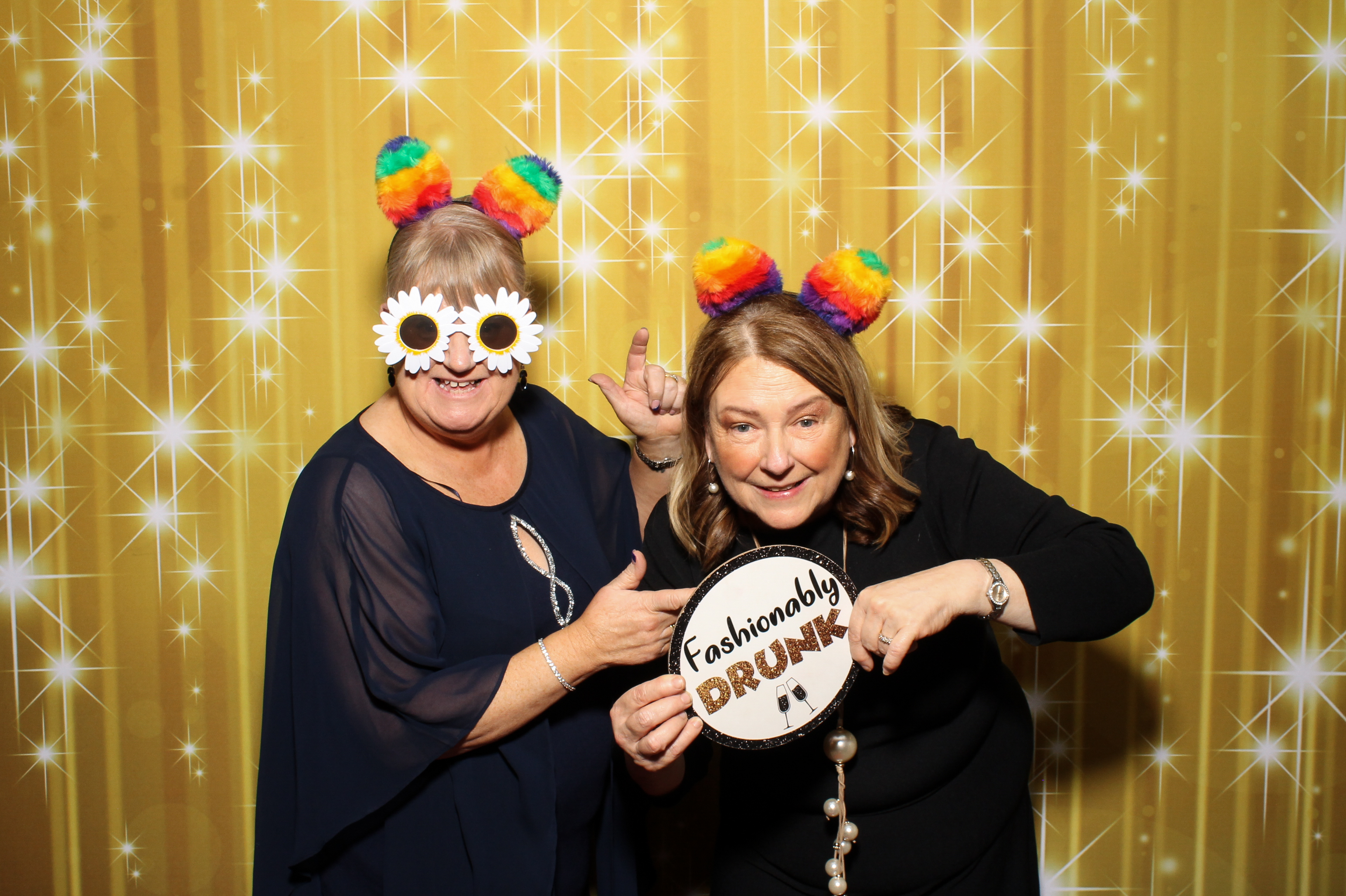 Laura & Raj | View more photos from the event at gallery.snapmagic.ie/u/SnapMagic/Laura-Raj