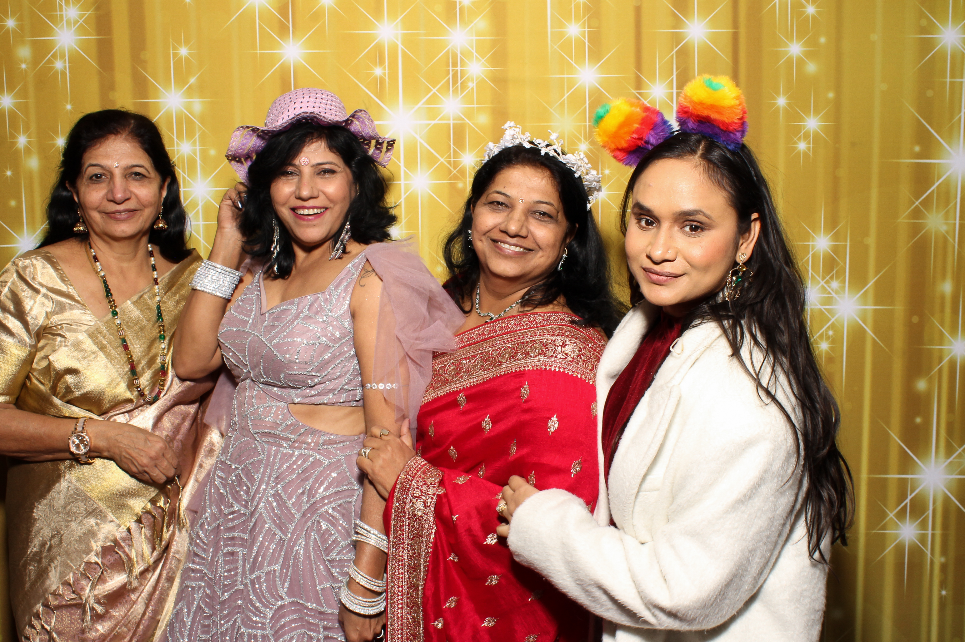 Laura & Raj | View more photos from the event at gallery.snapmagic.ie/u/SnapMagic/Laura-Raj