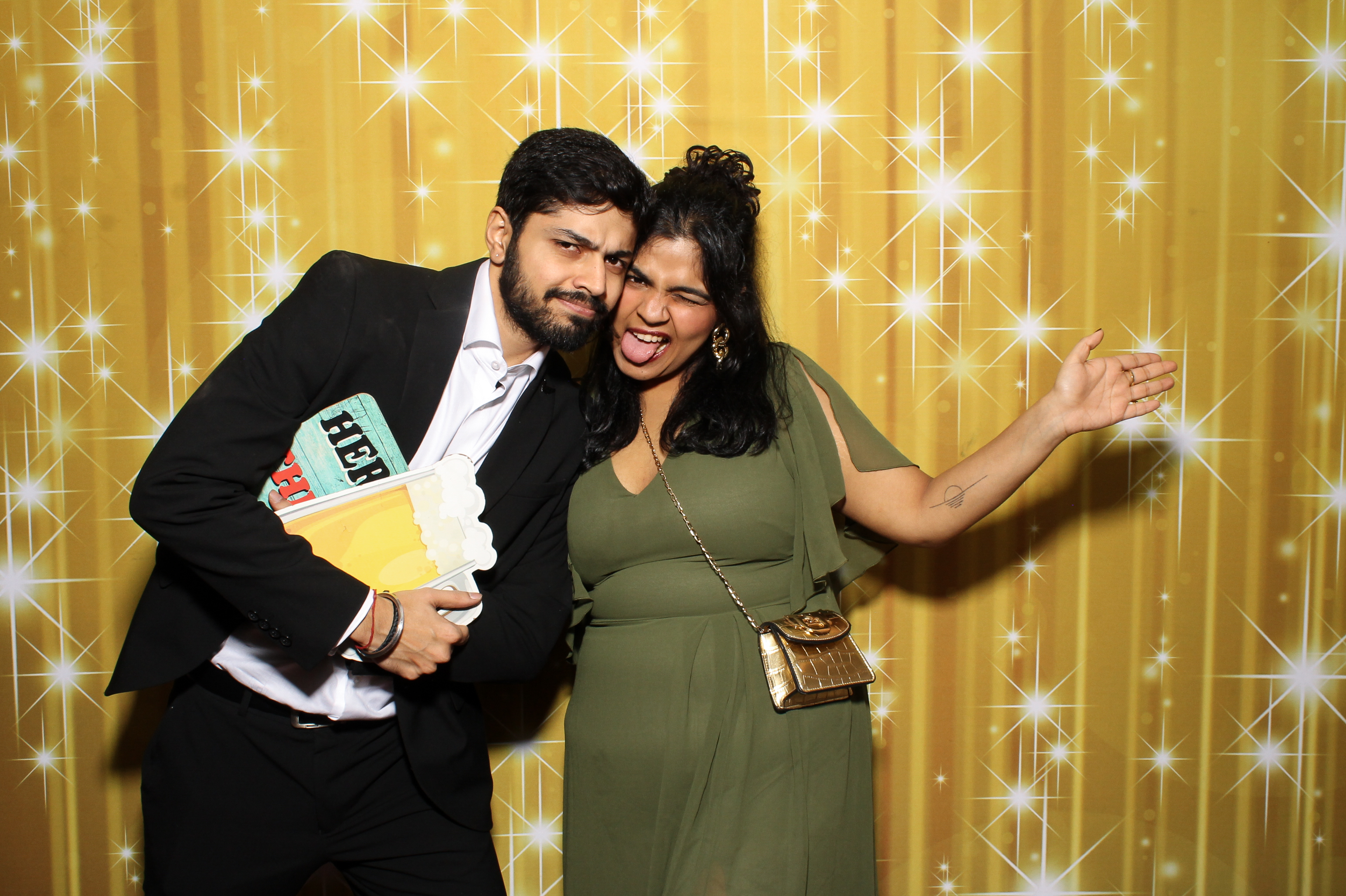 Laura & Raj | View more photos from the event at gallery.snapmagic.ie/u/SnapMagic/Laura-Raj