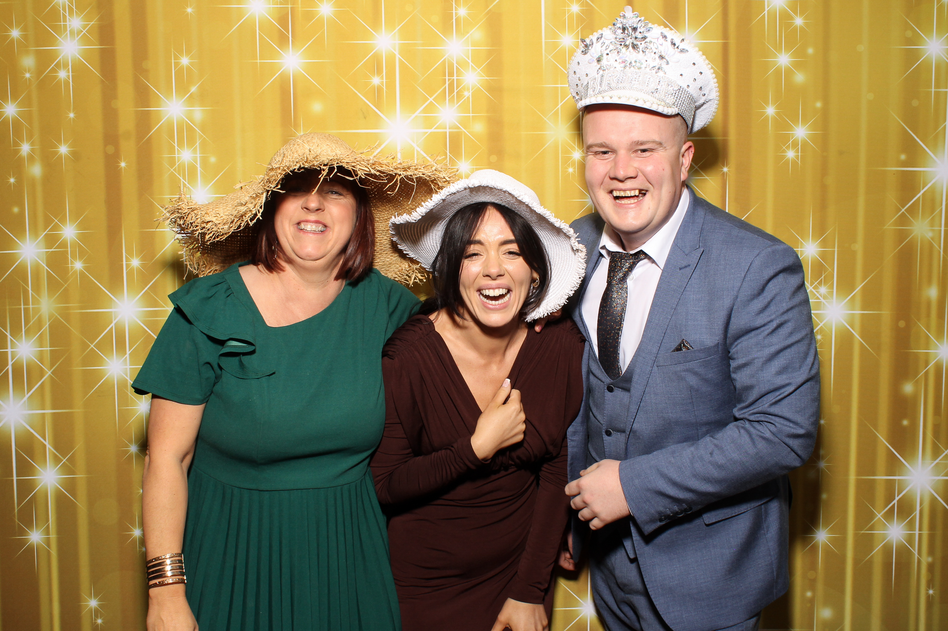 Laura & Raj | View more photos from the event at gallery.snapmagic.ie/u/SnapMagic/Laura-Raj