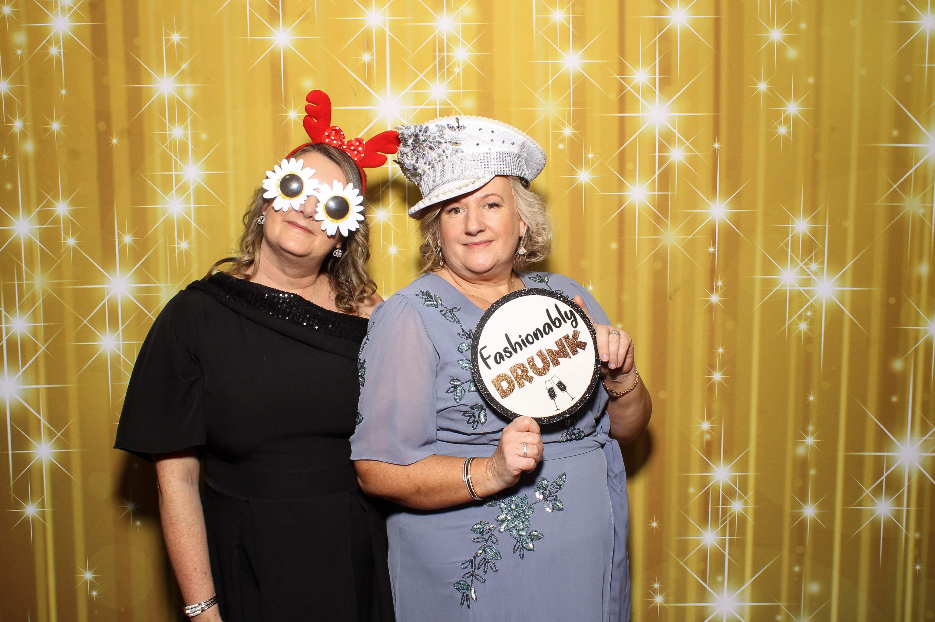 Laura & Raj | View more photos from the event at gallery.snapmagic.ie/u/SnapMagic/Laura-Raj