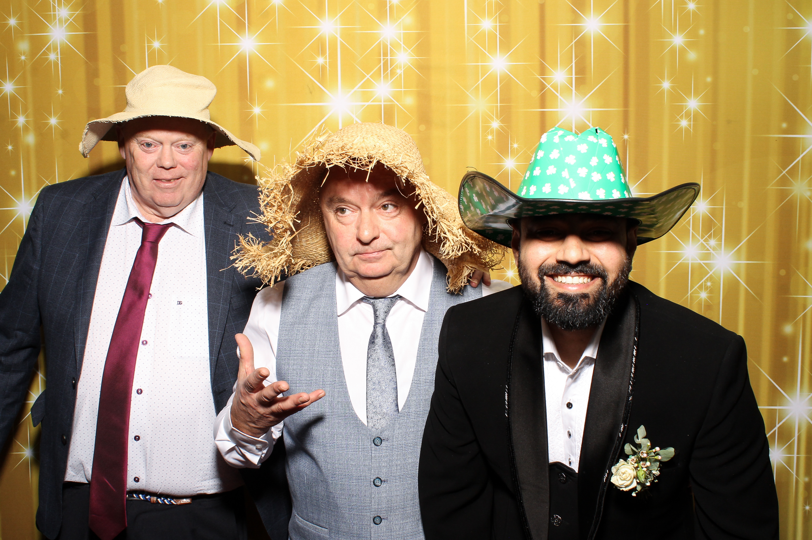 Laura & Raj | View more photos from the event at gallery.snapmagic.ie/u/SnapMagic/Laura-Raj