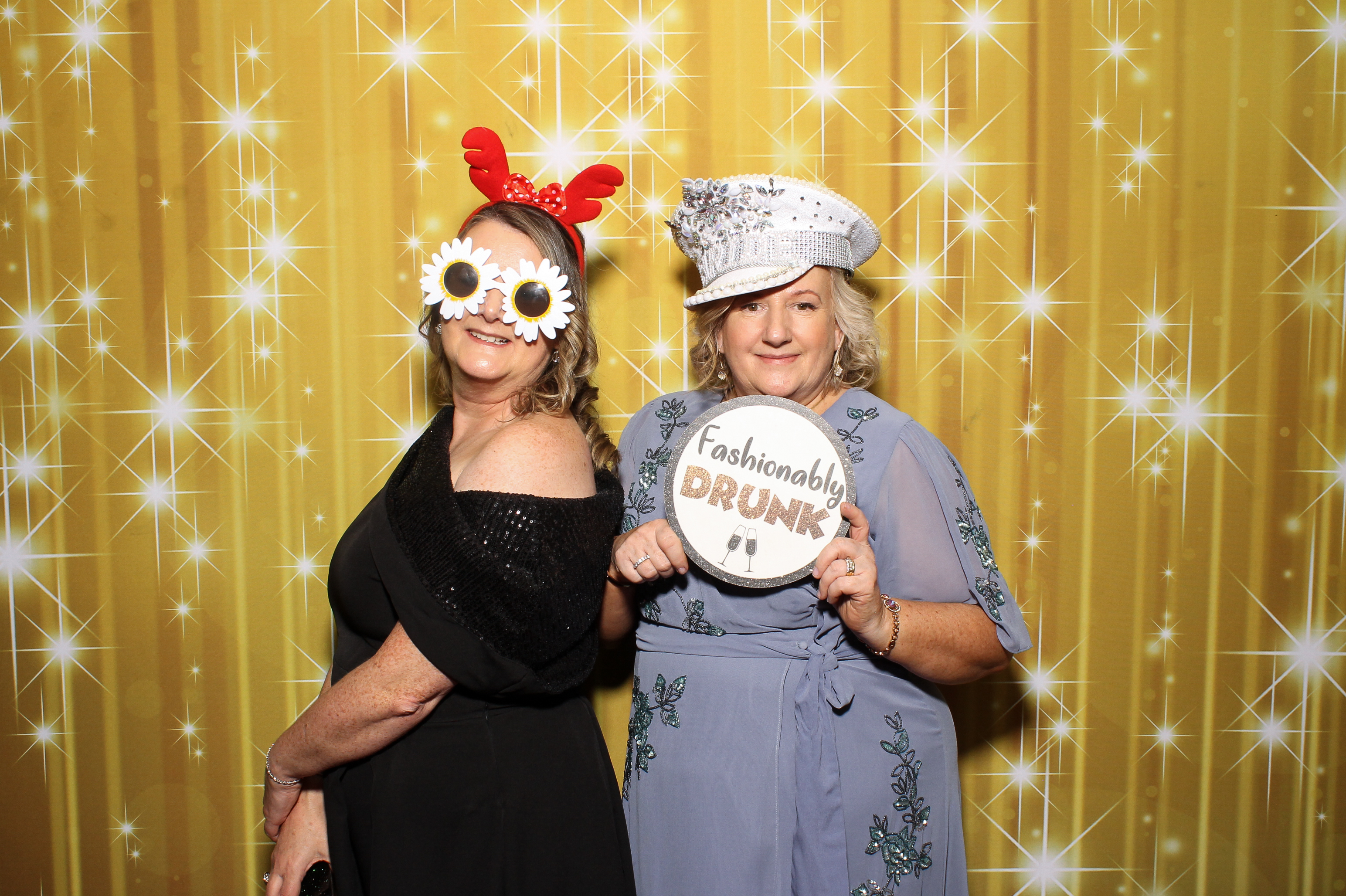 Laura & Raj | View more photos from the event at gallery.snapmagic.ie/u/SnapMagic/Laura-Raj