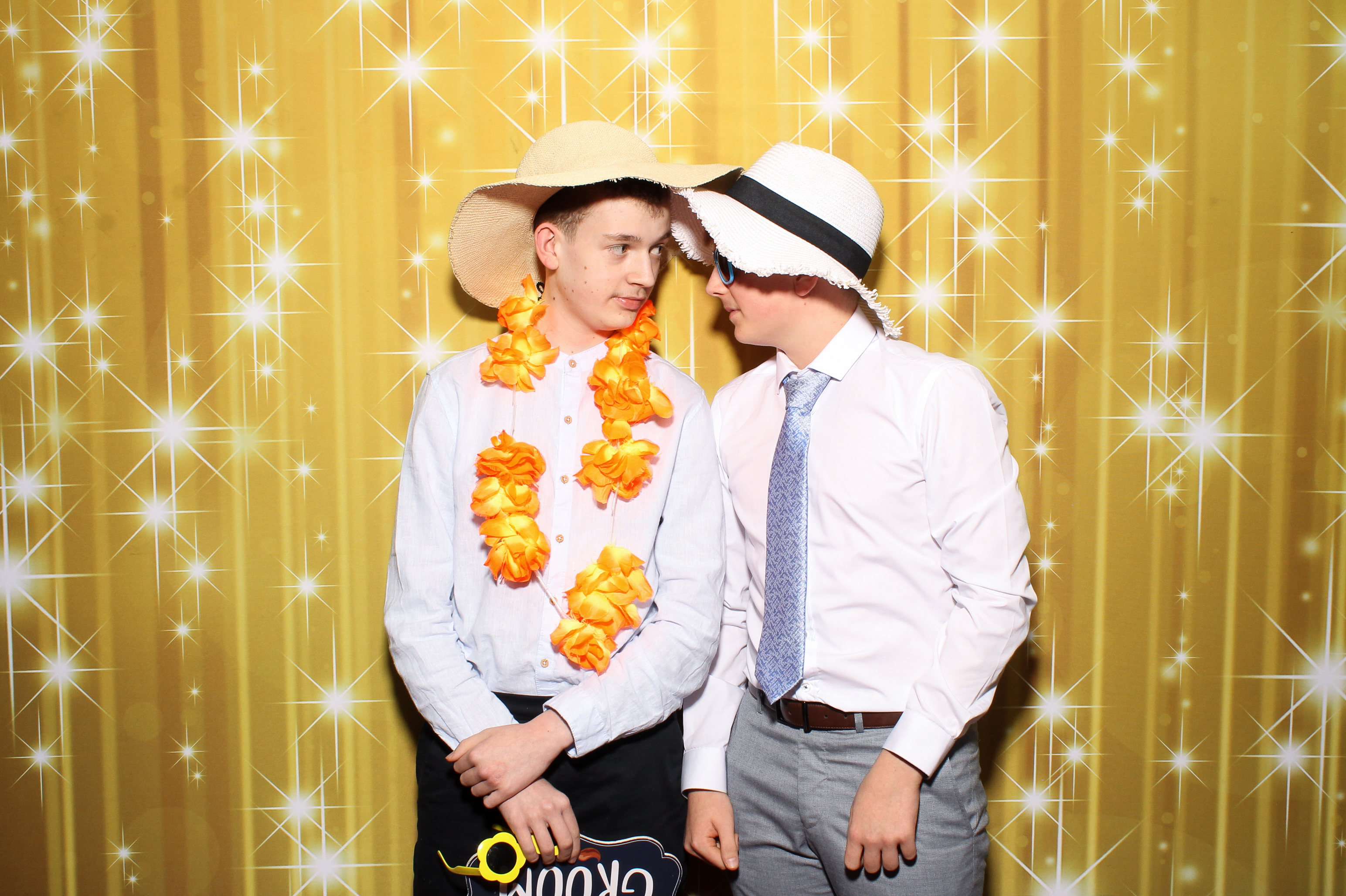 Laura & Raj | View more photos from the event at gallery.snapmagic.ie/u/SnapMagic/Laura-Raj