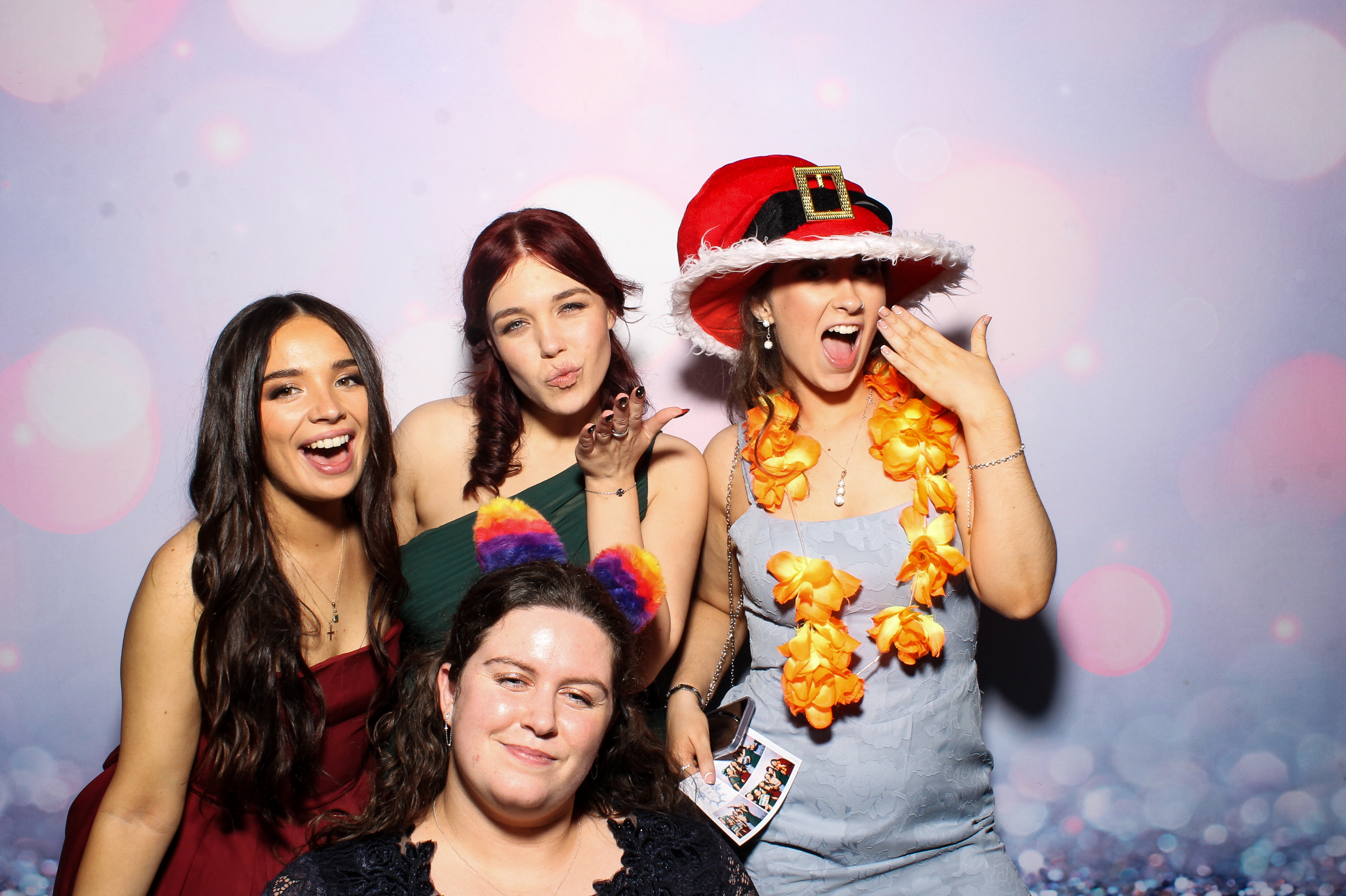 Lisa & Alan | View more photos from the event at gallery.snapmagic.ie/u/SnapMagic/Lisa-Alan