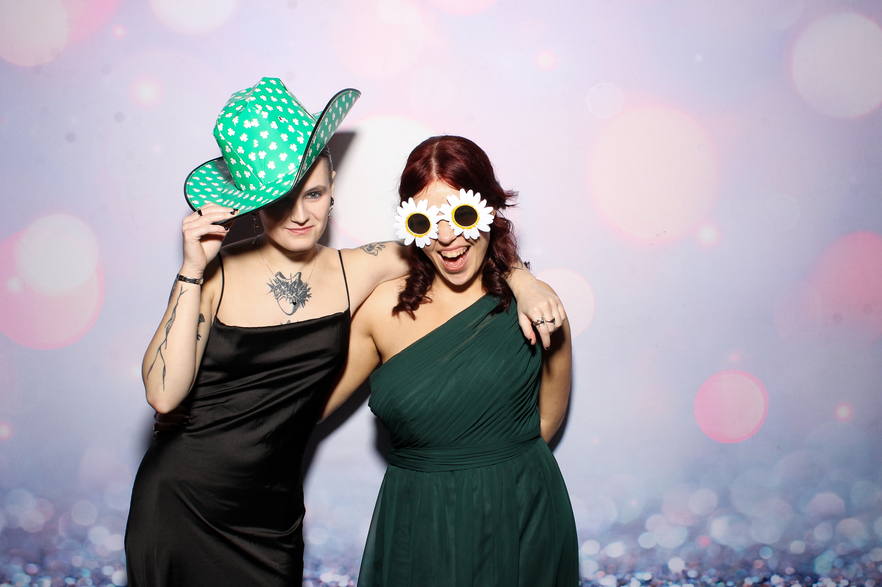 Lisa & Alan | View more photos from the event at gallery.snapmagic.ie/u/SnapMagic/Lisa-Alan