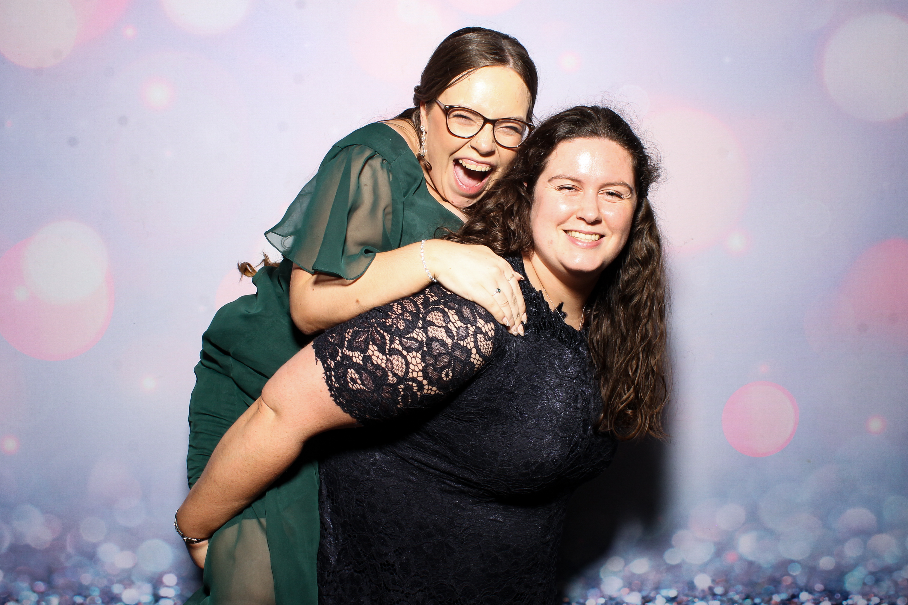 Lisa & Alan | View more photos from the event at gallery.snapmagic.ie/u/SnapMagic/Lisa-Alan