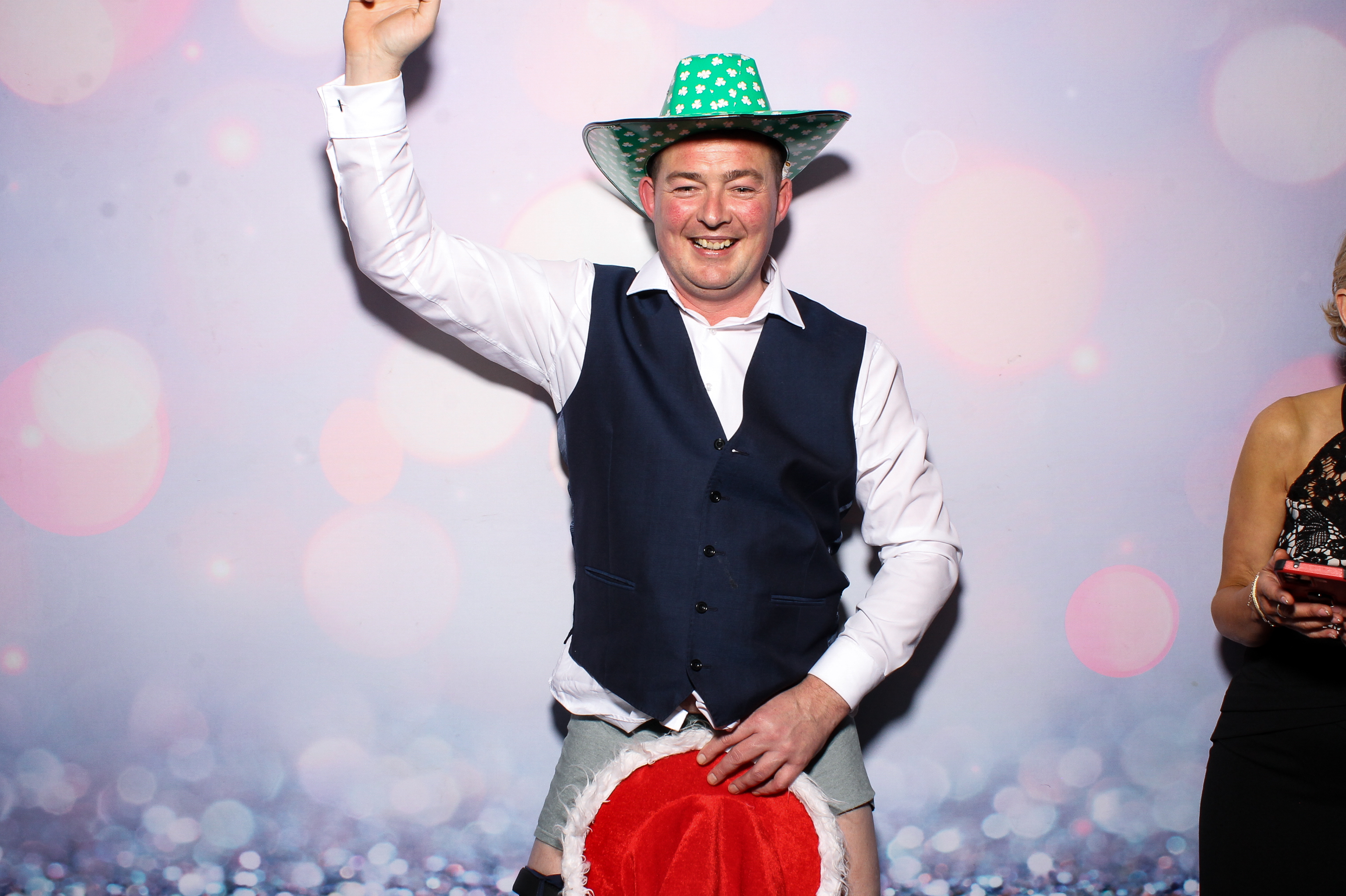 Lisa & Alan | View more photos from the event at gallery.snapmagic.ie/u/SnapMagic/Lisa-Alan