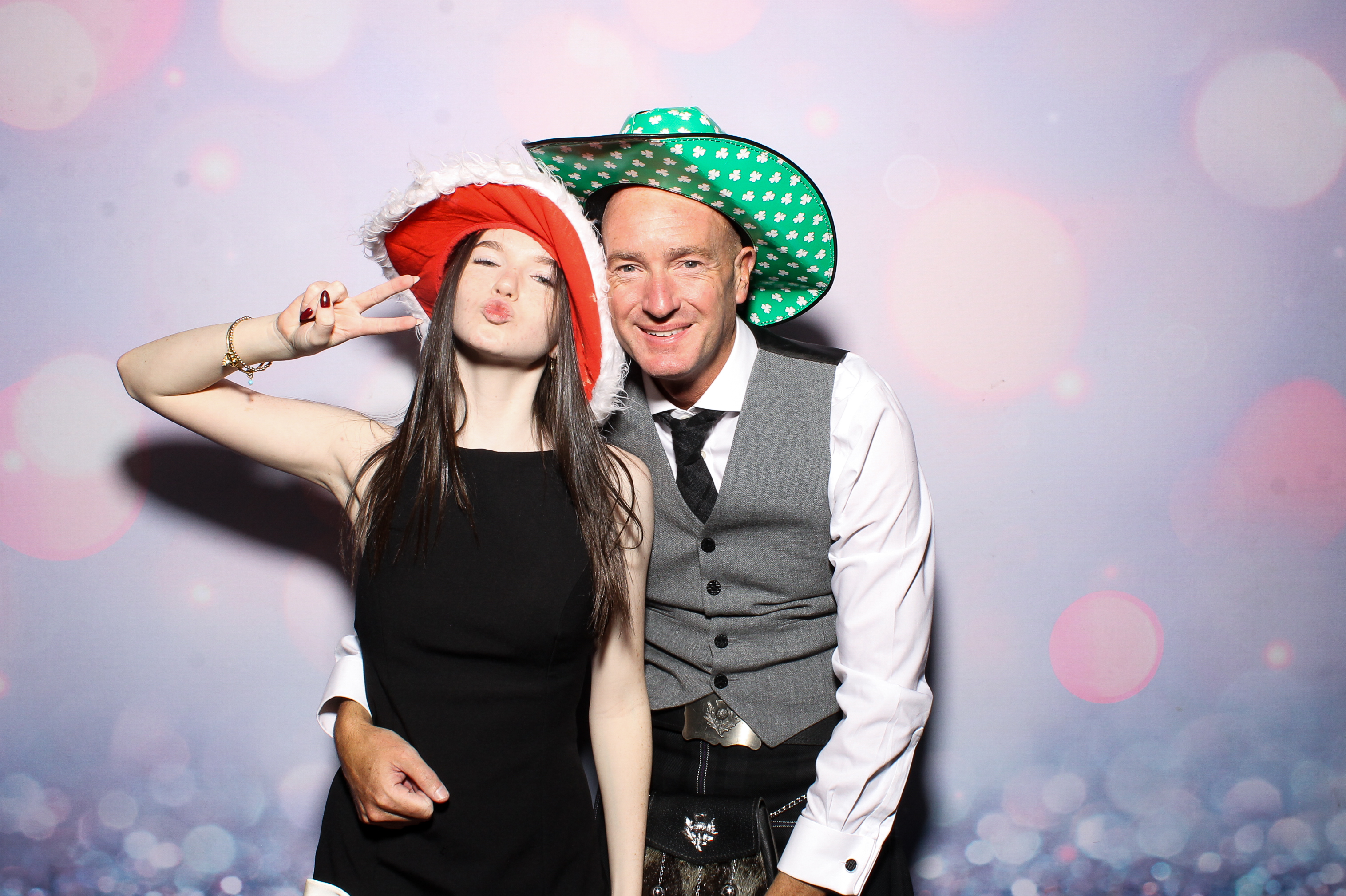 Lisa & Alan | View more photos from the event at gallery.snapmagic.ie/u/SnapMagic/Lisa-Alan