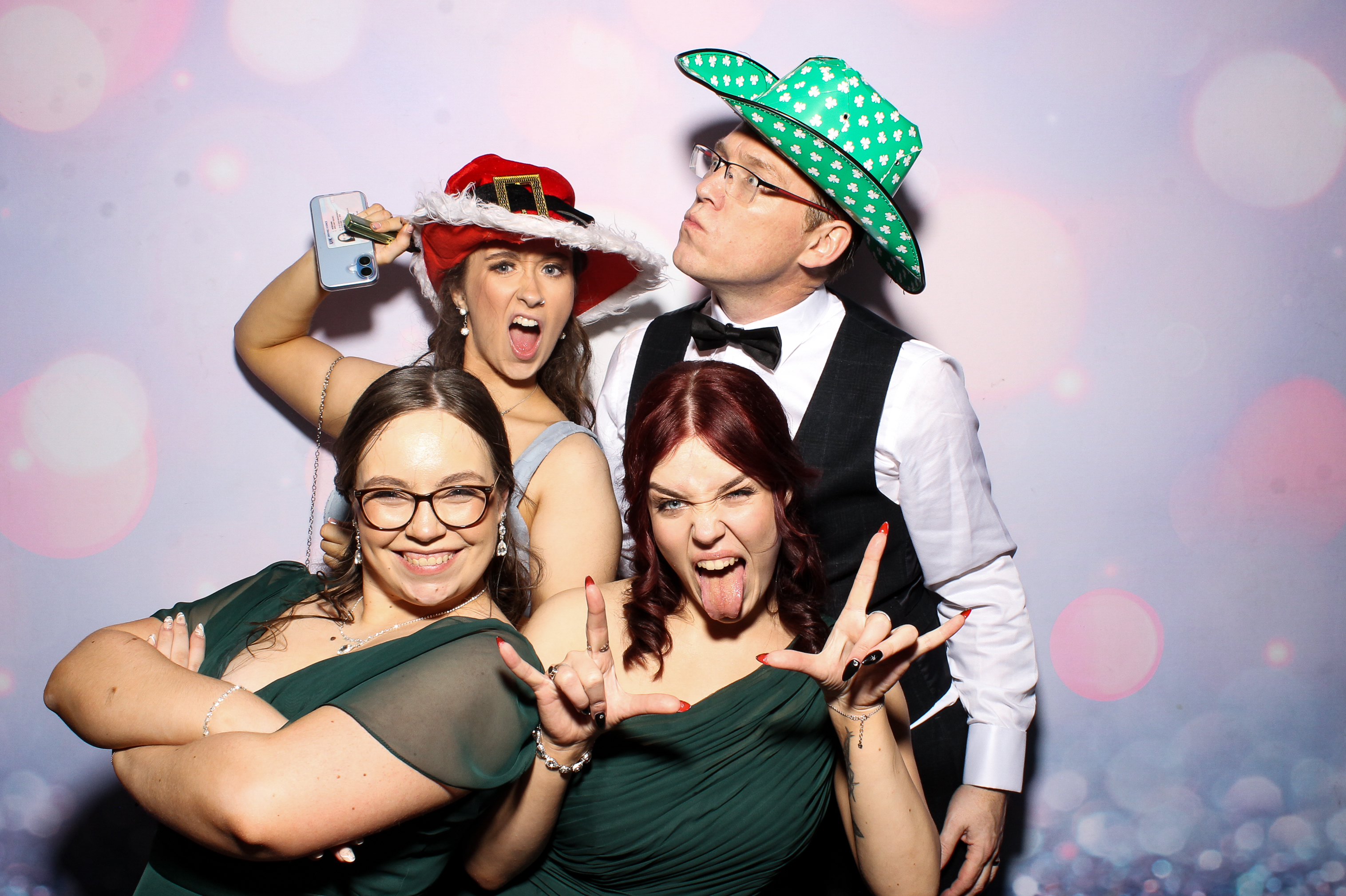 Lisa & Alan | View more photos from the event at gallery.snapmagic.ie/u/SnapMagic/Lisa-Alan