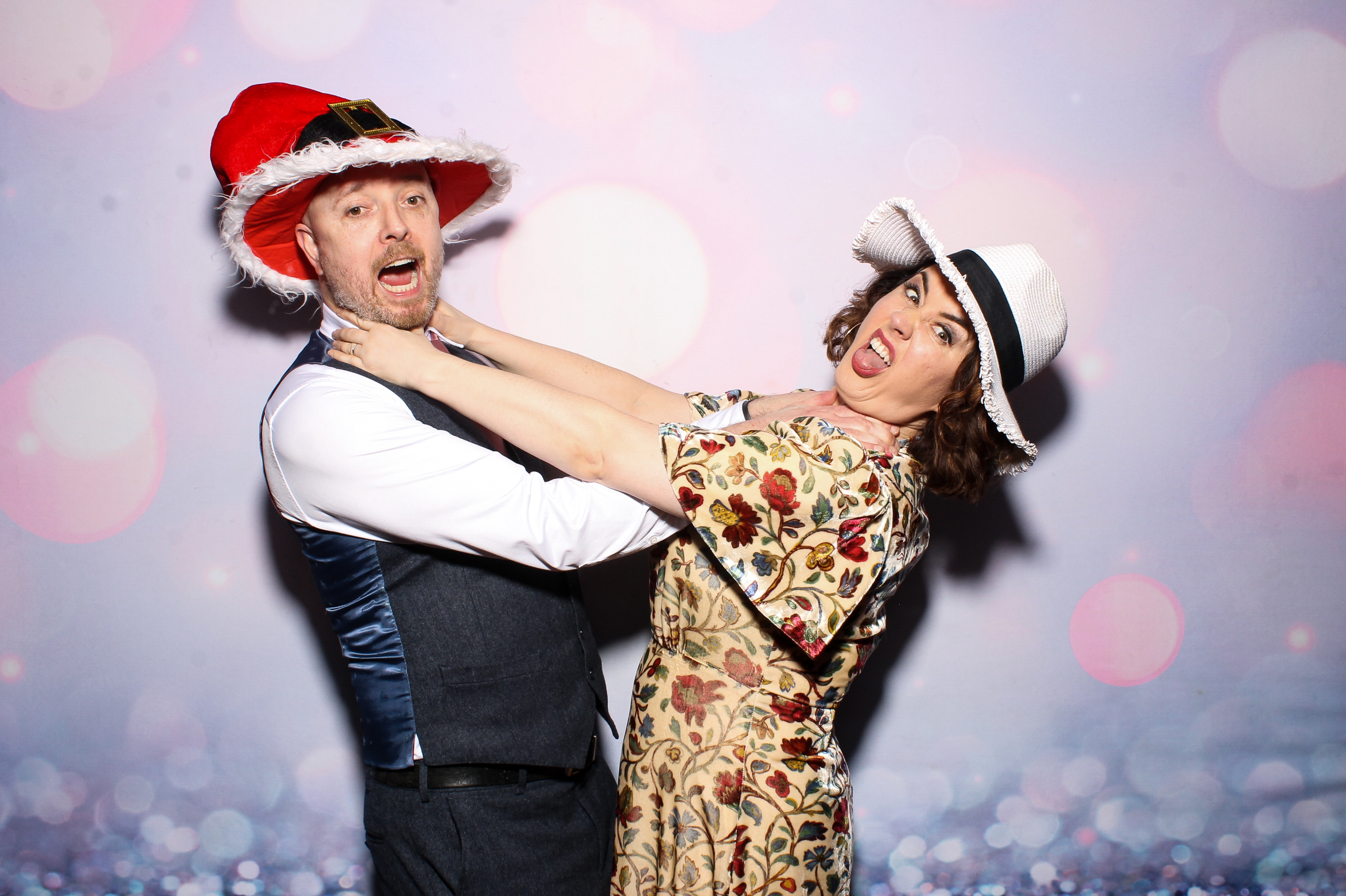 Lisa & Alan | View more photos from the event at gallery.snapmagic.ie/u/SnapMagic/Lisa-Alan