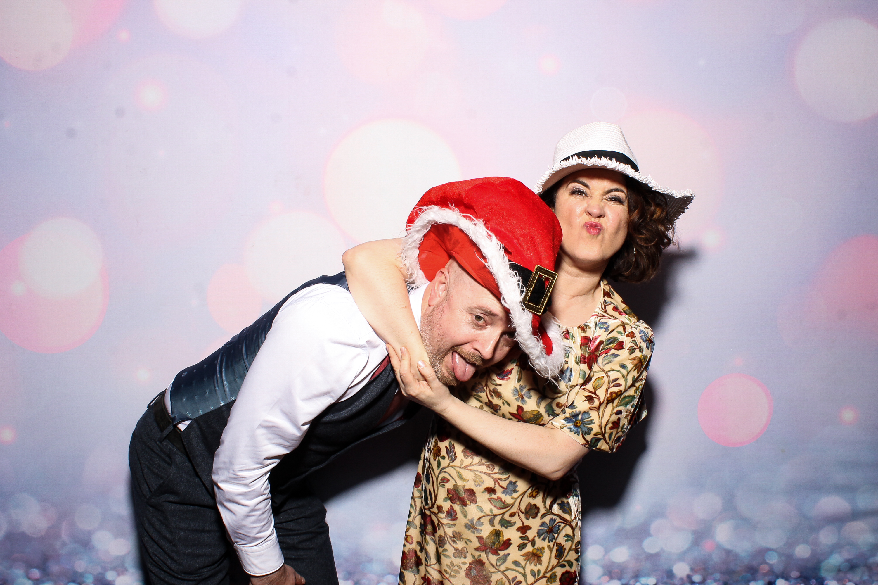 Lisa & Alan | View more photos from the event at gallery.snapmagic.ie/u/SnapMagic/Lisa-Alan