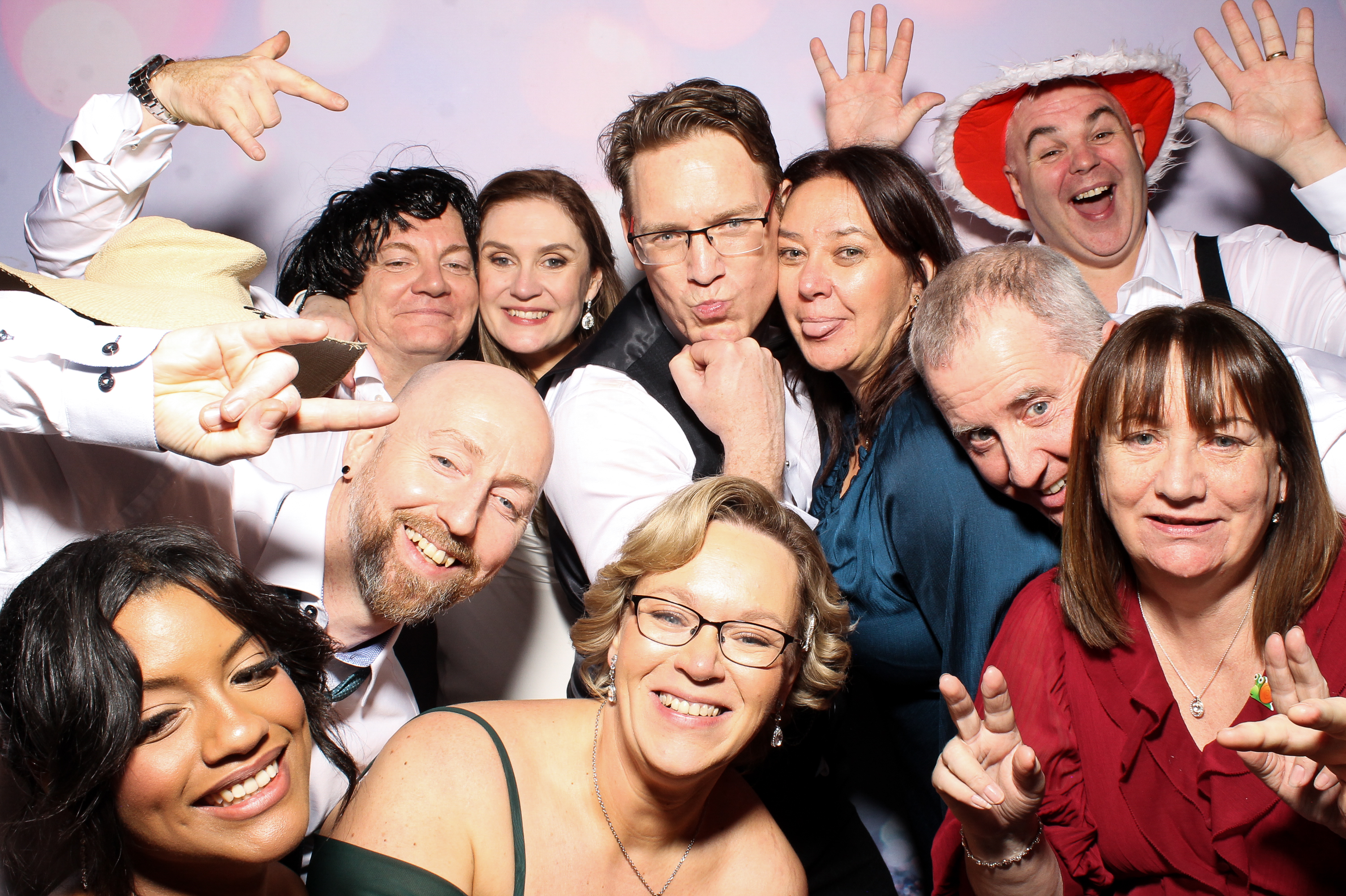 Lisa & Alan | View more photos from the event at gallery.snapmagic.ie/u/SnapMagic/Lisa-Alan