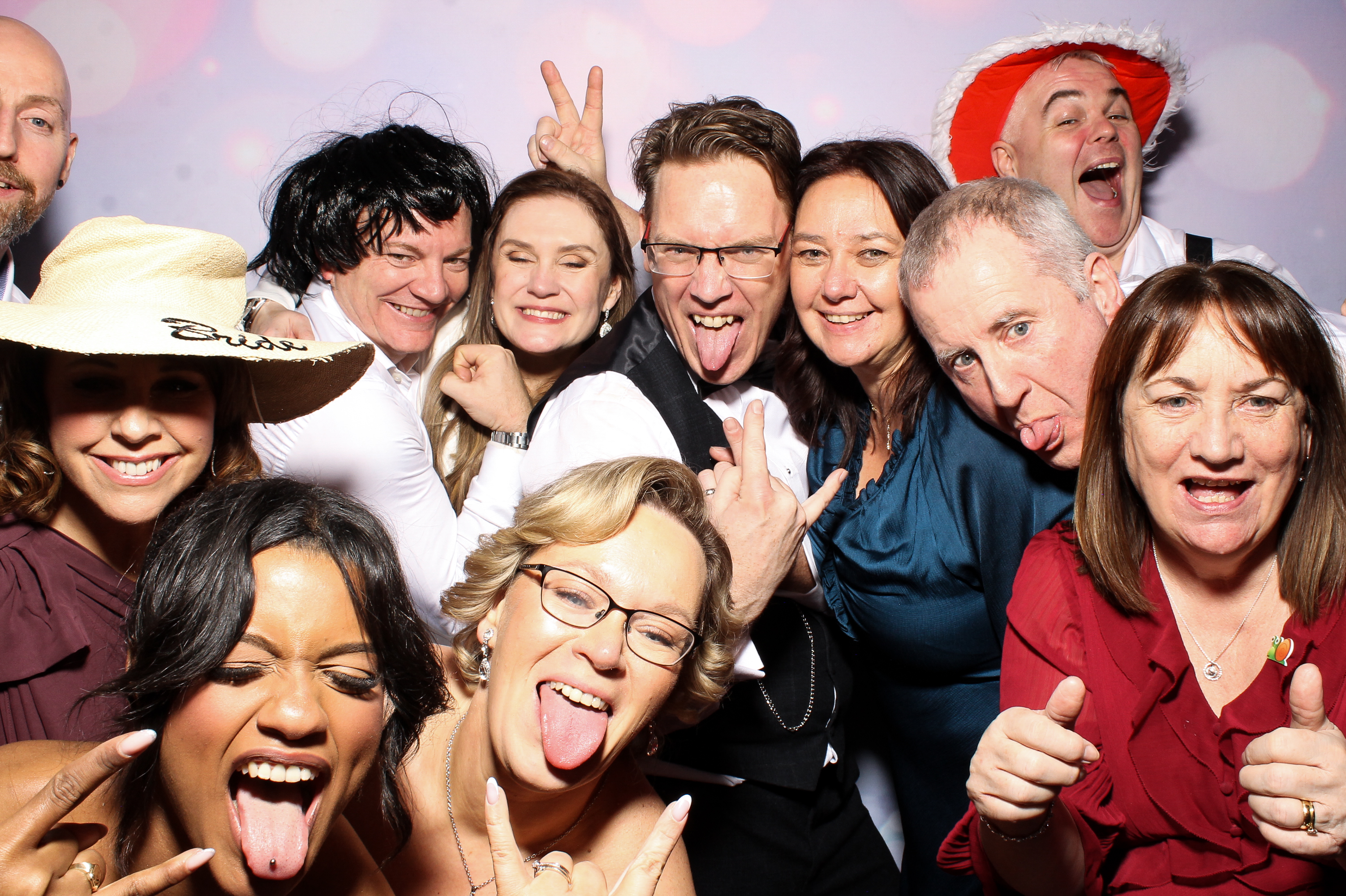 Lisa & Alan | View more photos from the event at gallery.snapmagic.ie/u/SnapMagic/Lisa-Alan