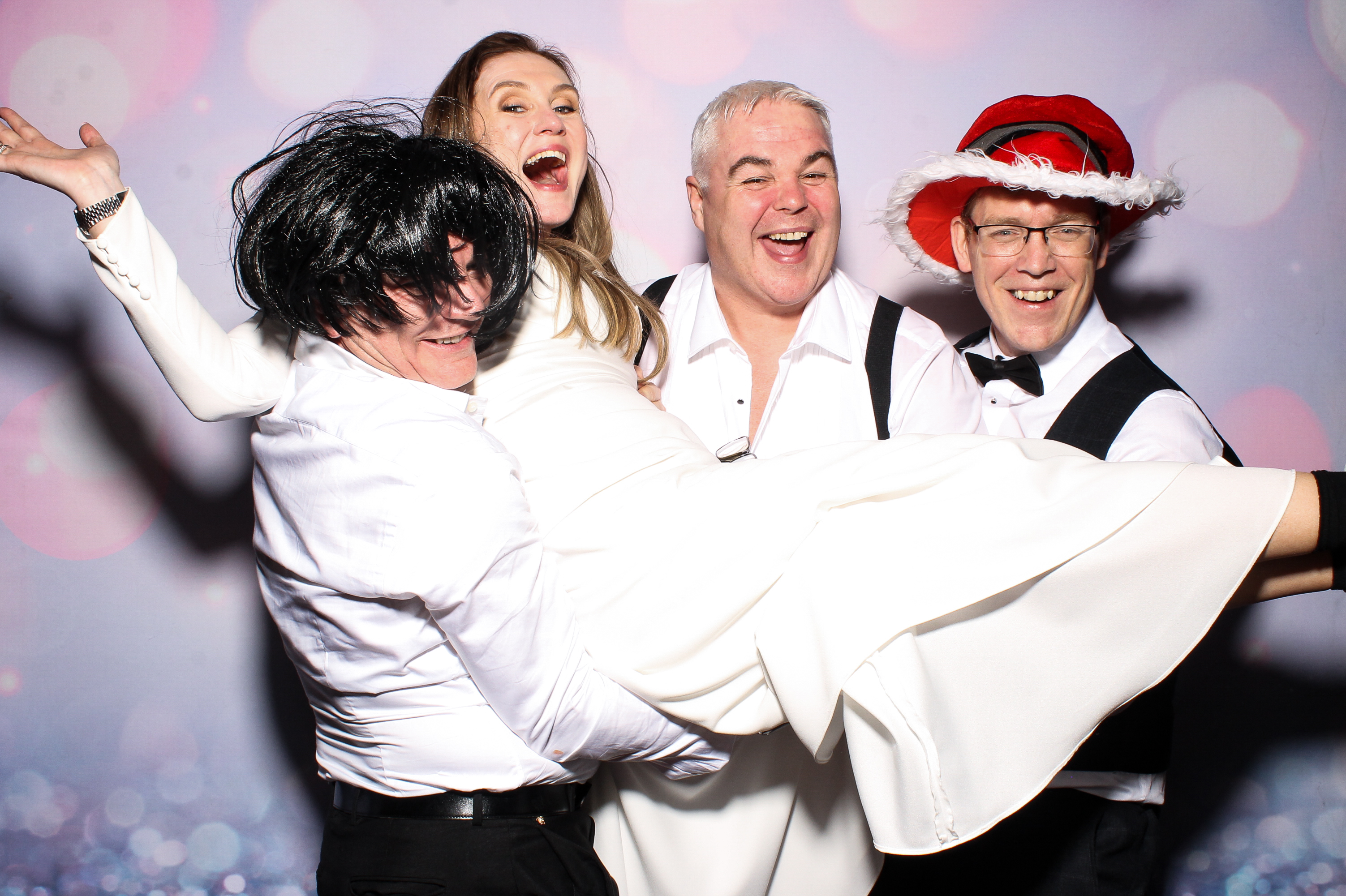 Lisa & Alan | View more photos from the event at gallery.snapmagic.ie/u/SnapMagic/Lisa-Alan