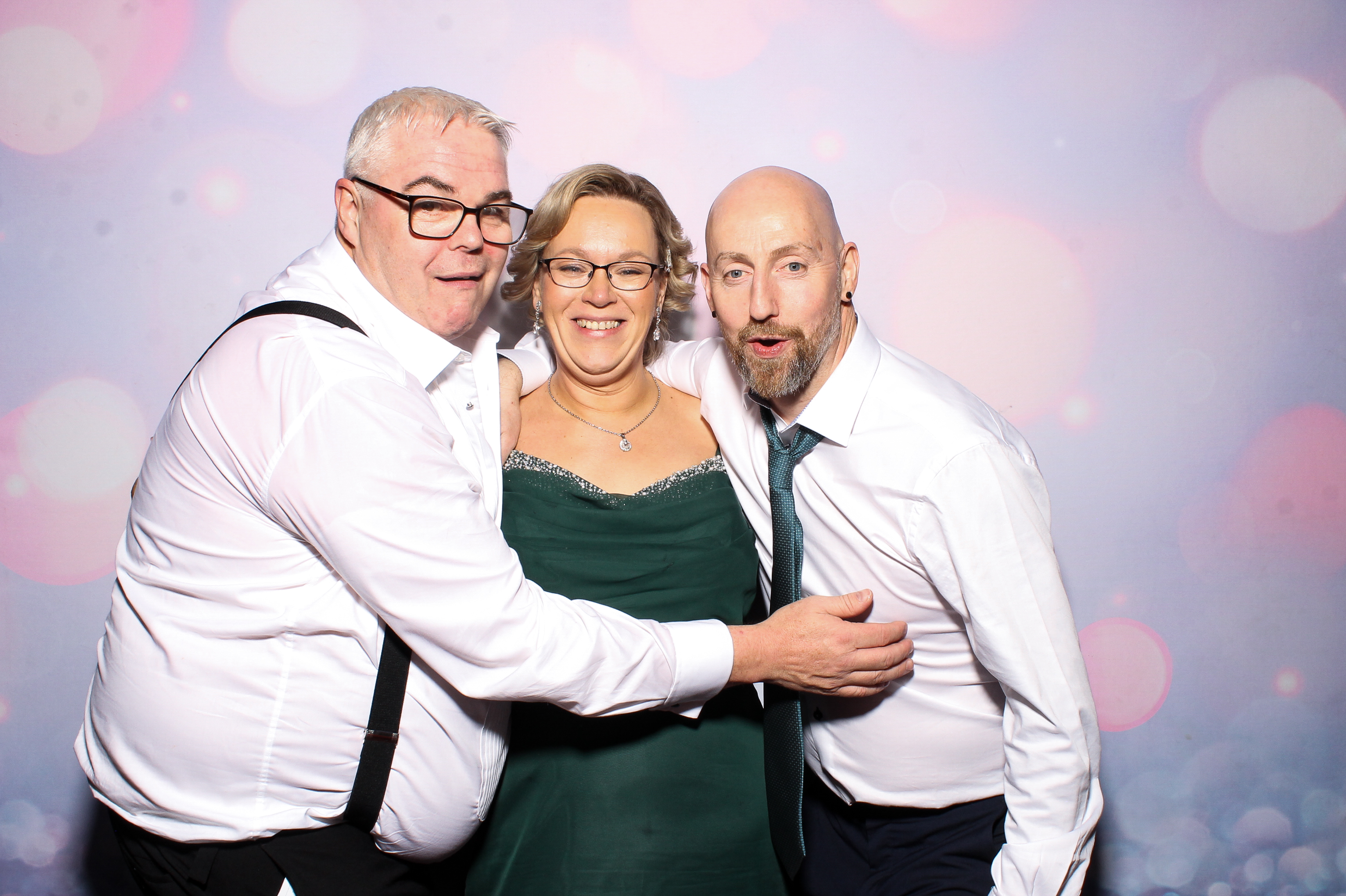 Lisa & Alan | View more photos from the event at gallery.snapmagic.ie/u/SnapMagic/Lisa-Alan