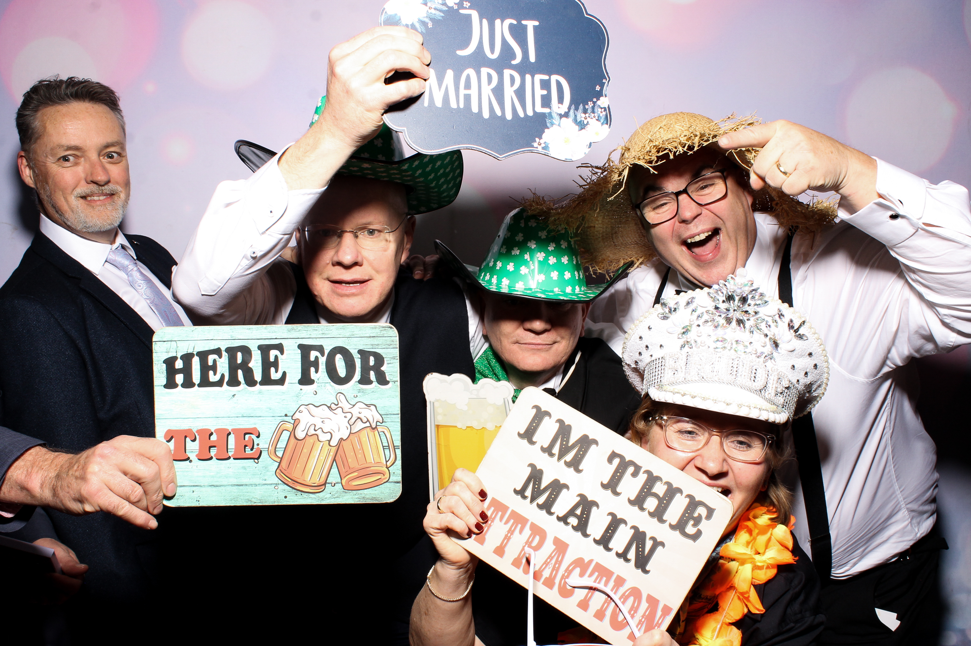 Lisa & Alan | View more photos from the event at gallery.snapmagic.ie/u/SnapMagic/Lisa-Alan