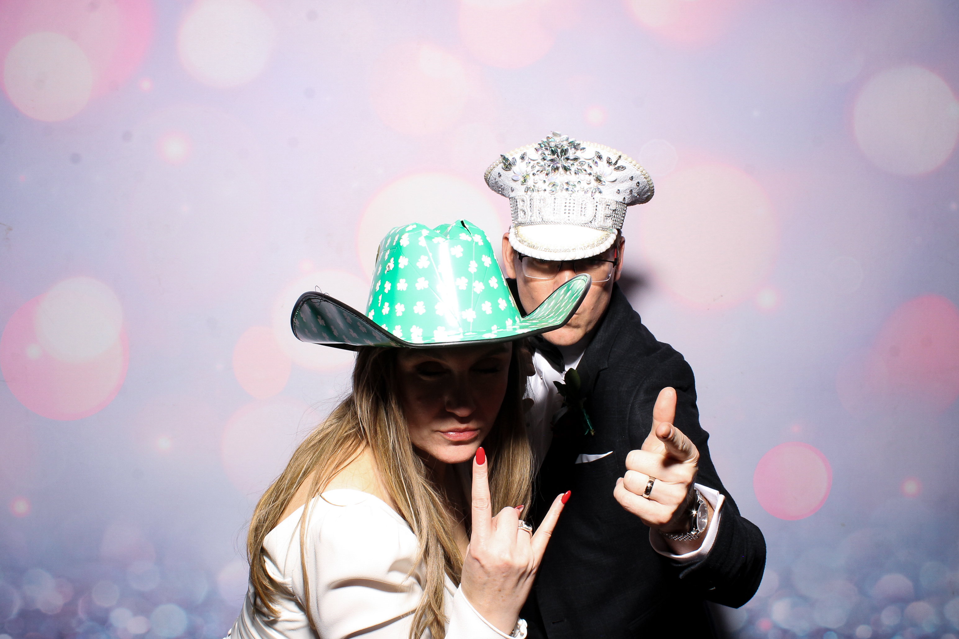 Lisa & Alan | View more photos from the event at gallery.snapmagic.ie/u/SnapMagic/Lisa-Alan