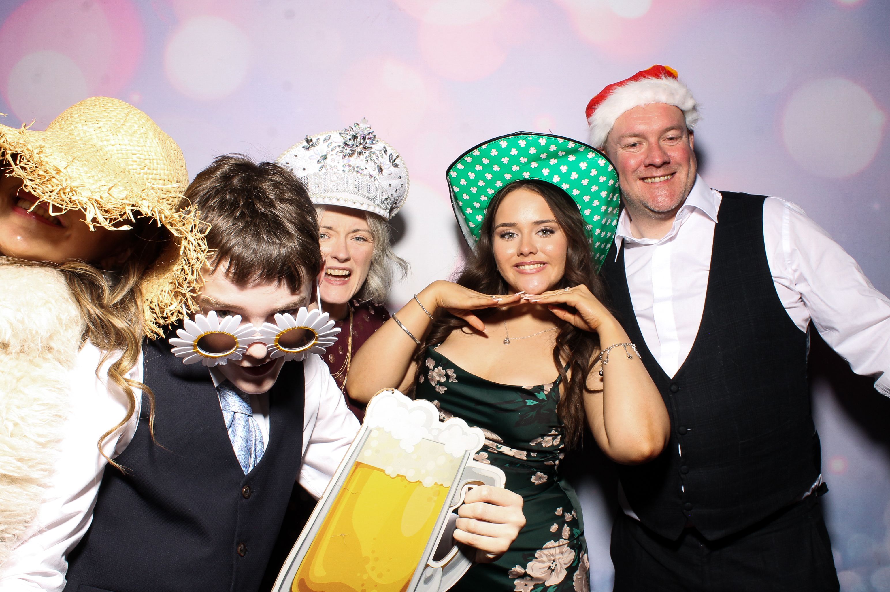 Lisa & Alan | View more photos from the event at gallery.snapmagic.ie/u/SnapMagic/Lisa-Alan