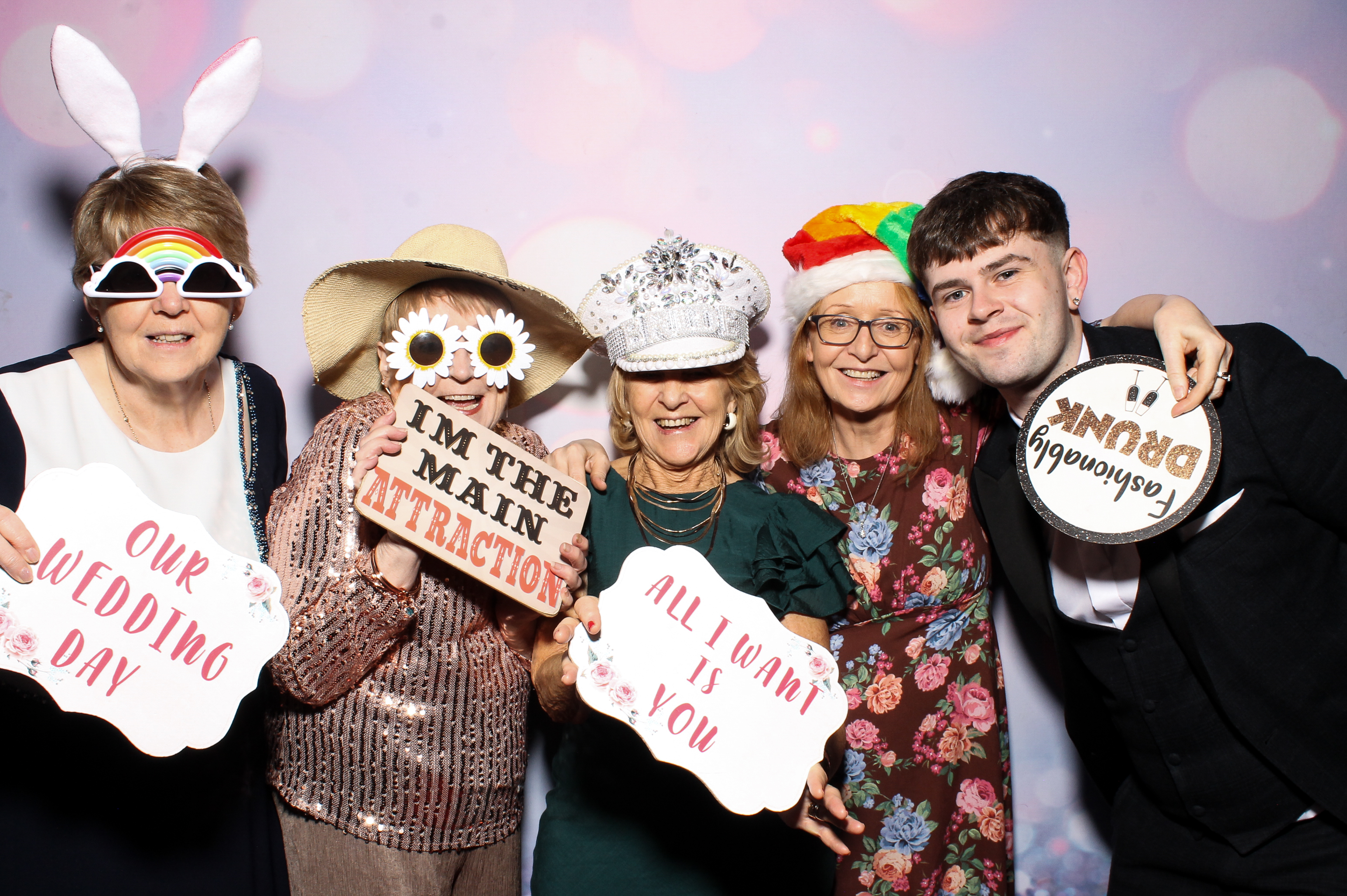 Lisa & Alan | View more photos from the event at gallery.snapmagic.ie/u/SnapMagic/Lisa-Alan