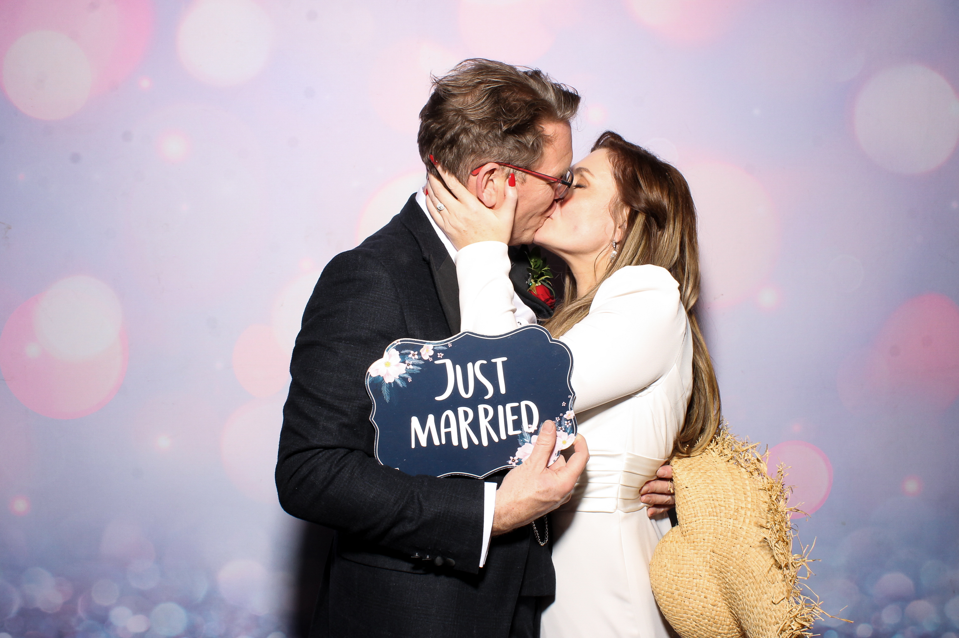 Lisa & Alan | View more photos from the event at gallery.snapmagic.ie/u/SnapMagic/Lisa-Alan