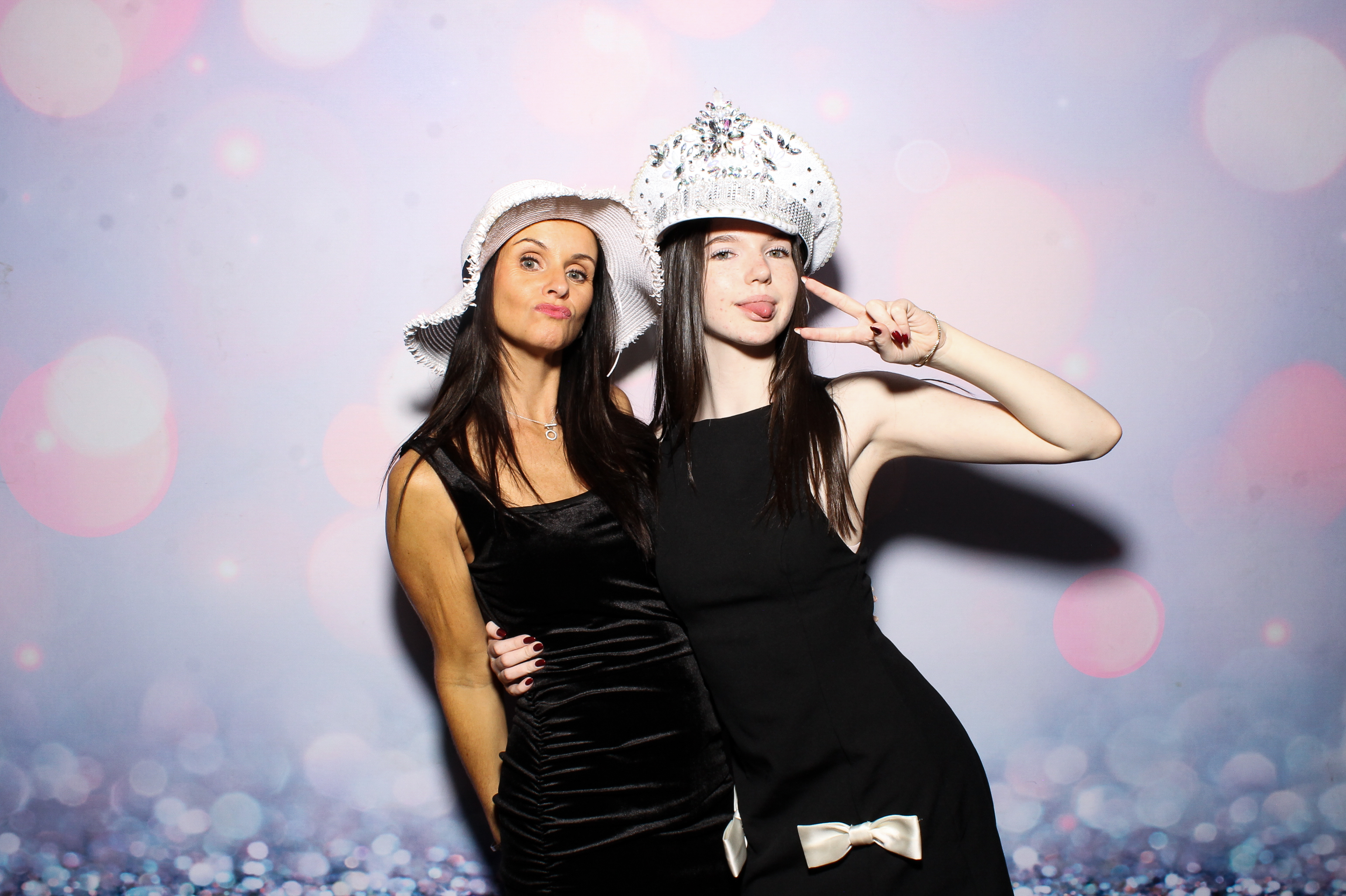 Lisa & Alan | View more photos from the event at gallery.snapmagic.ie/u/SnapMagic/Lisa-Alan