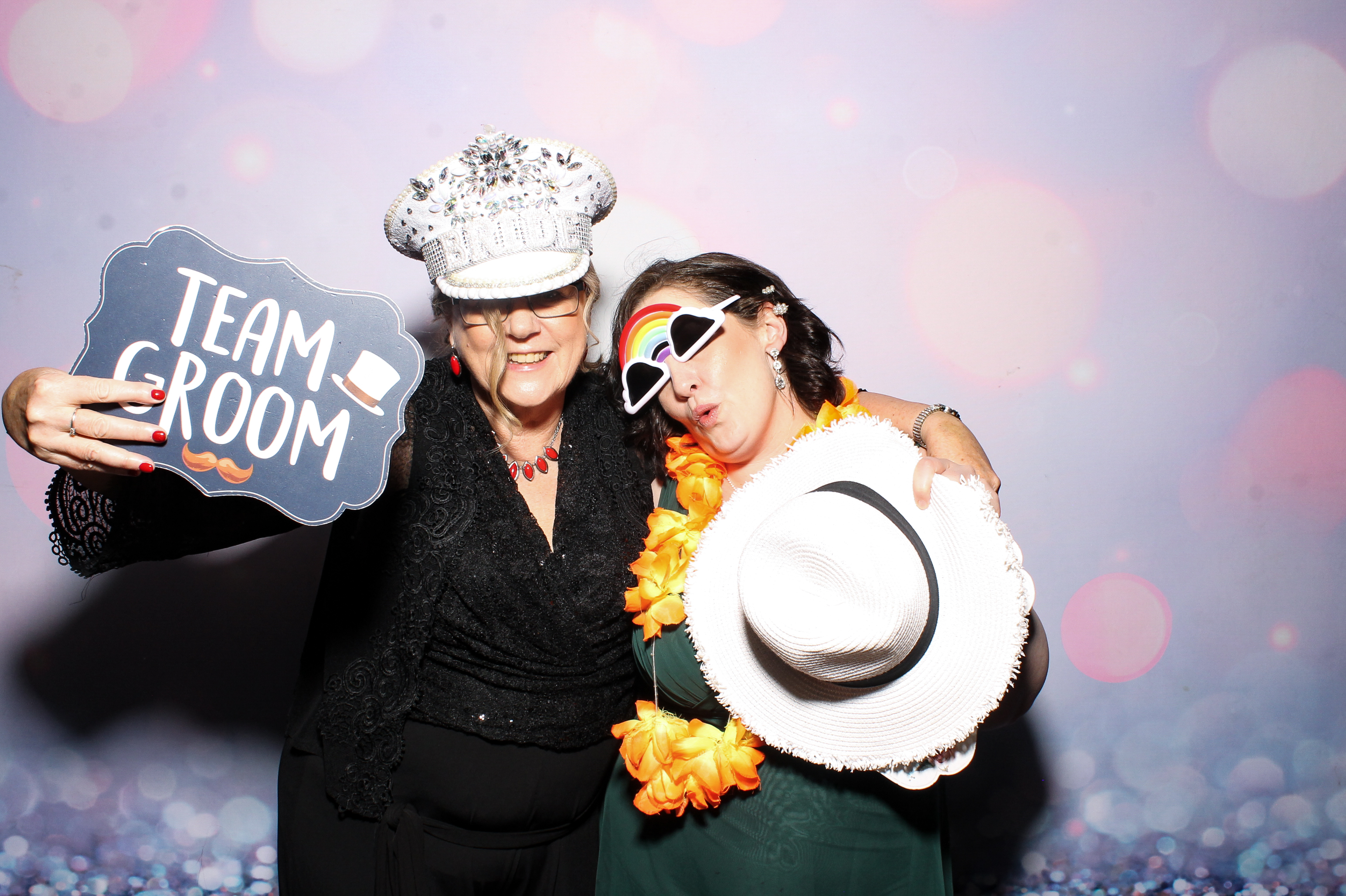 Lisa & Alan | View more photos from the event at gallery.snapmagic.ie/u/SnapMagic/Lisa-Alan