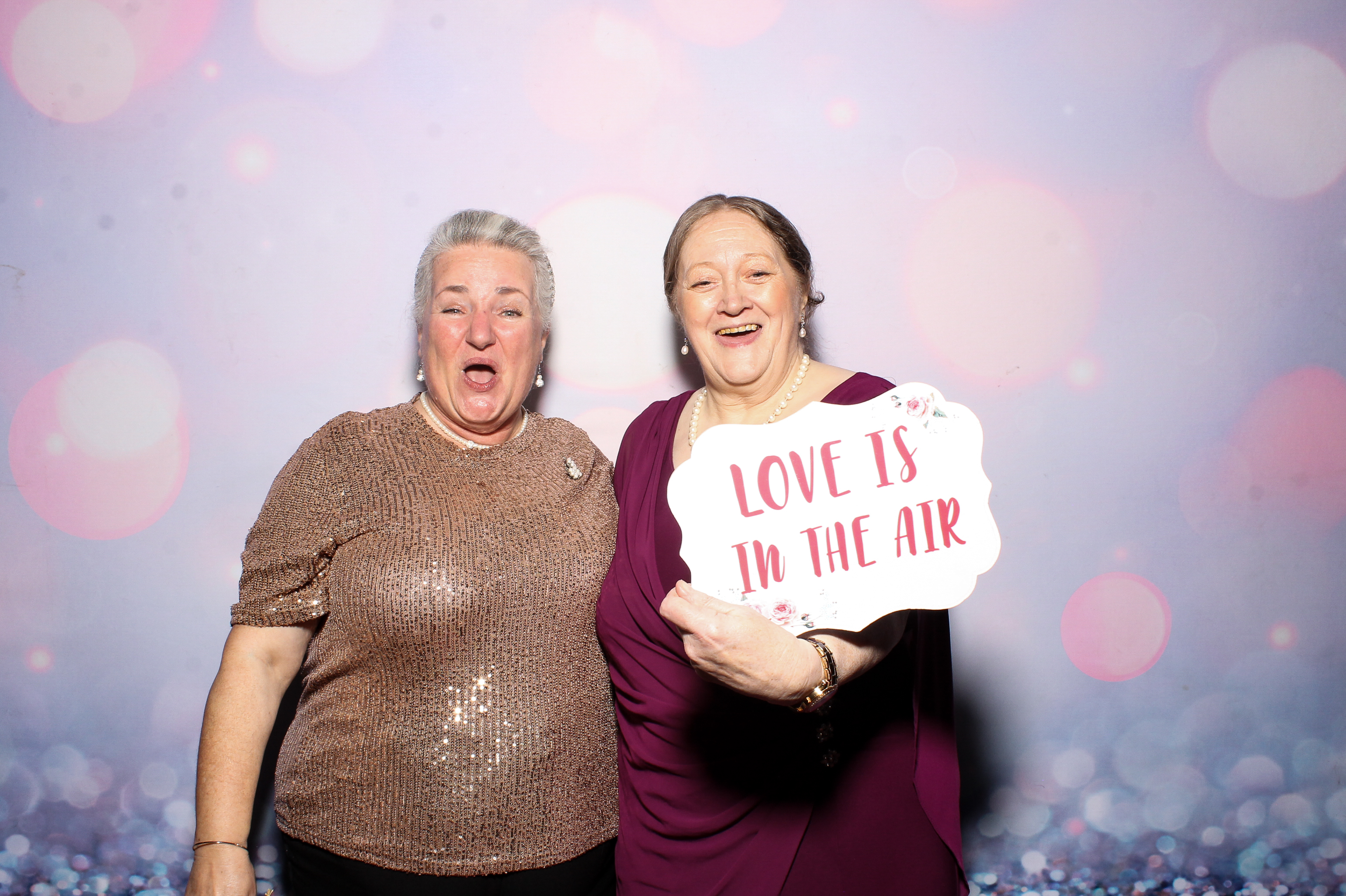 Lisa & Alan | View more photos from the event at gallery.snapmagic.ie/u/SnapMagic/Lisa-Alan