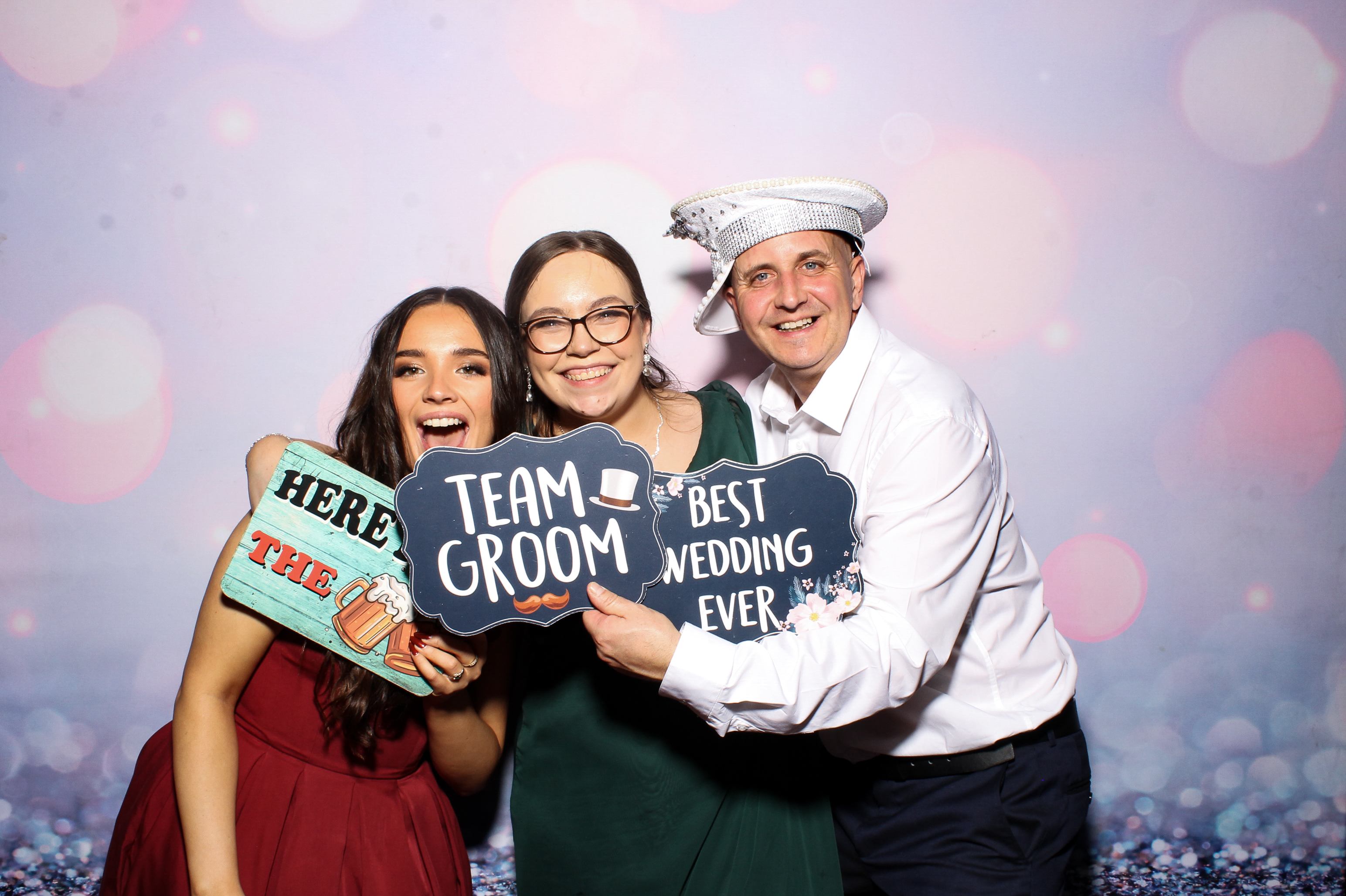 Lisa & Alan | View more photos from the event at gallery.snapmagic.ie/u/SnapMagic/Lisa-Alan