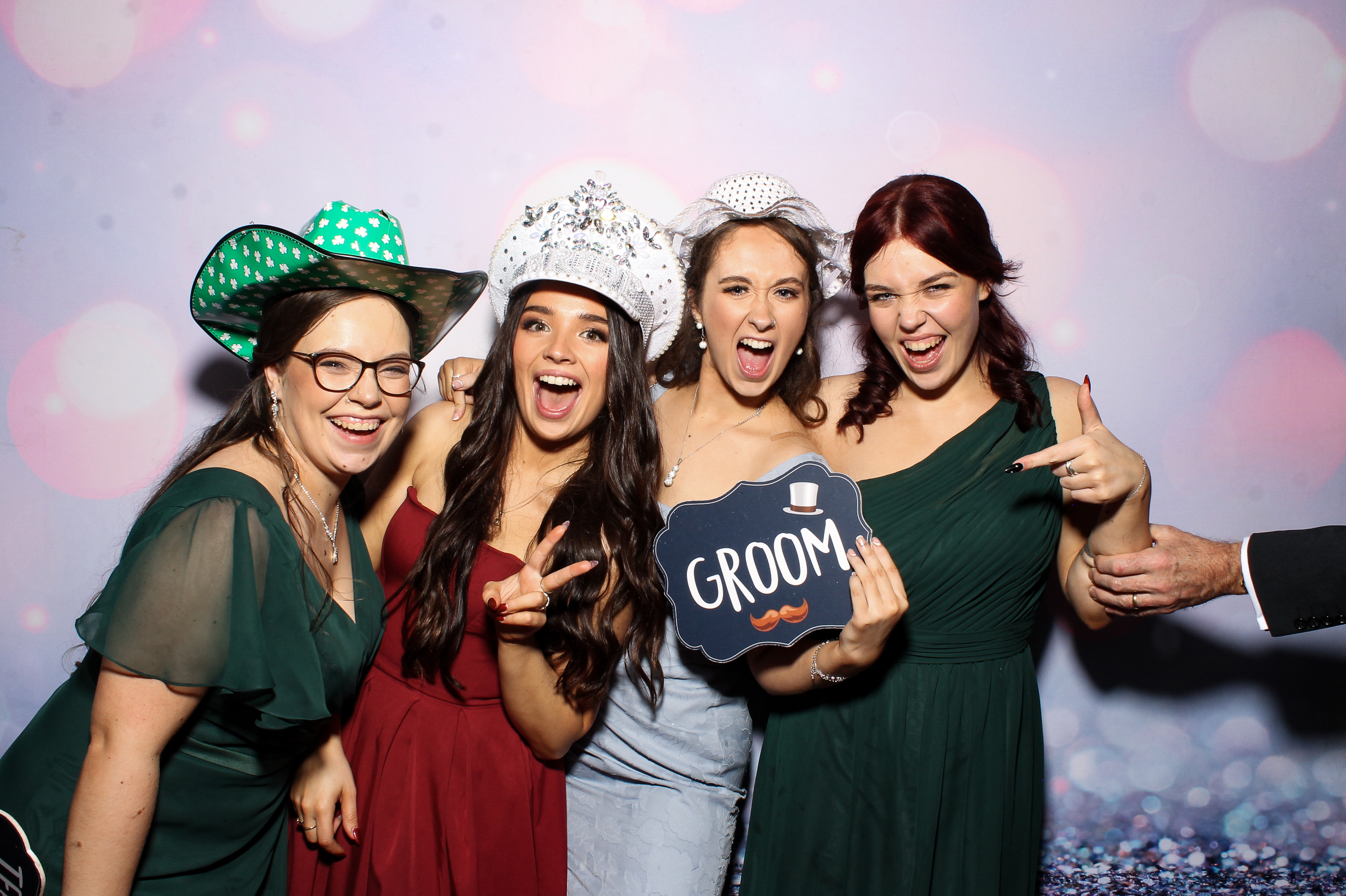 Lisa & Alan | View more photos from the event at gallery.snapmagic.ie/u/SnapMagic/Lisa-Alan