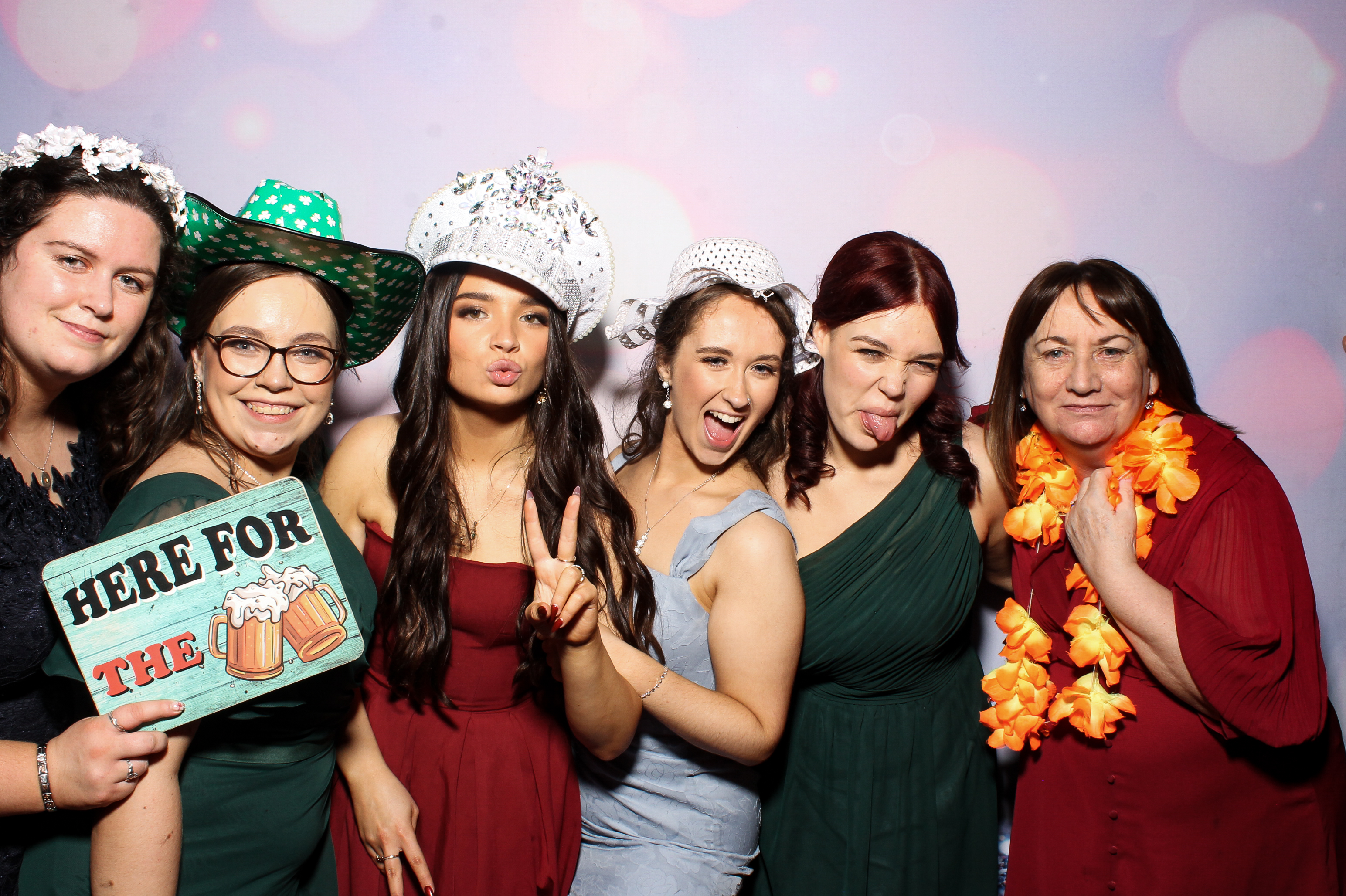 Lisa & Alan | View more photos from the event at gallery.snapmagic.ie/u/SnapMagic/Lisa-Alan