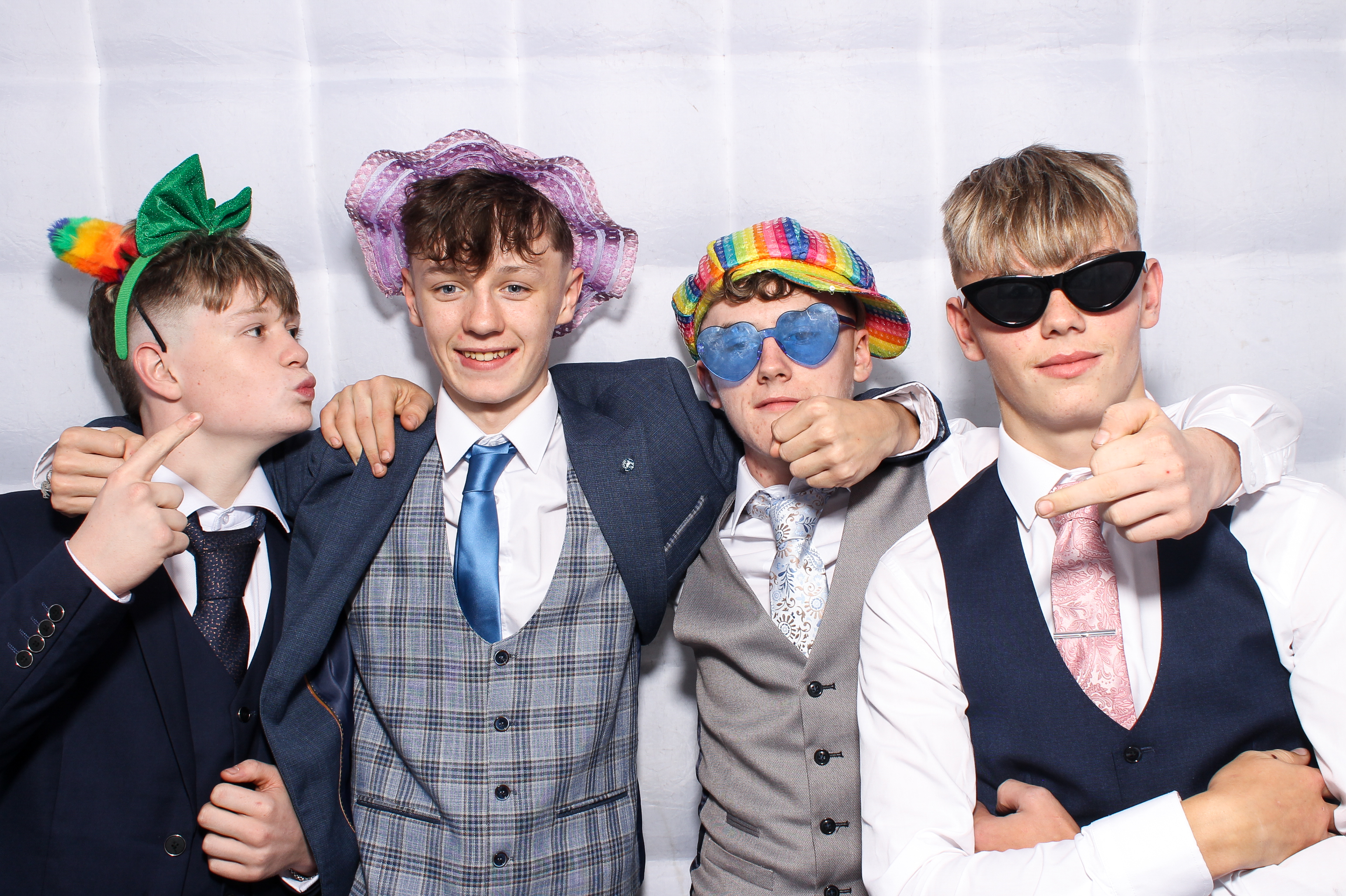 Lisa & Fergal | View more photos from the event at gallery.snapmagic.ie/u/SnapMagic/Lisa-Fergal