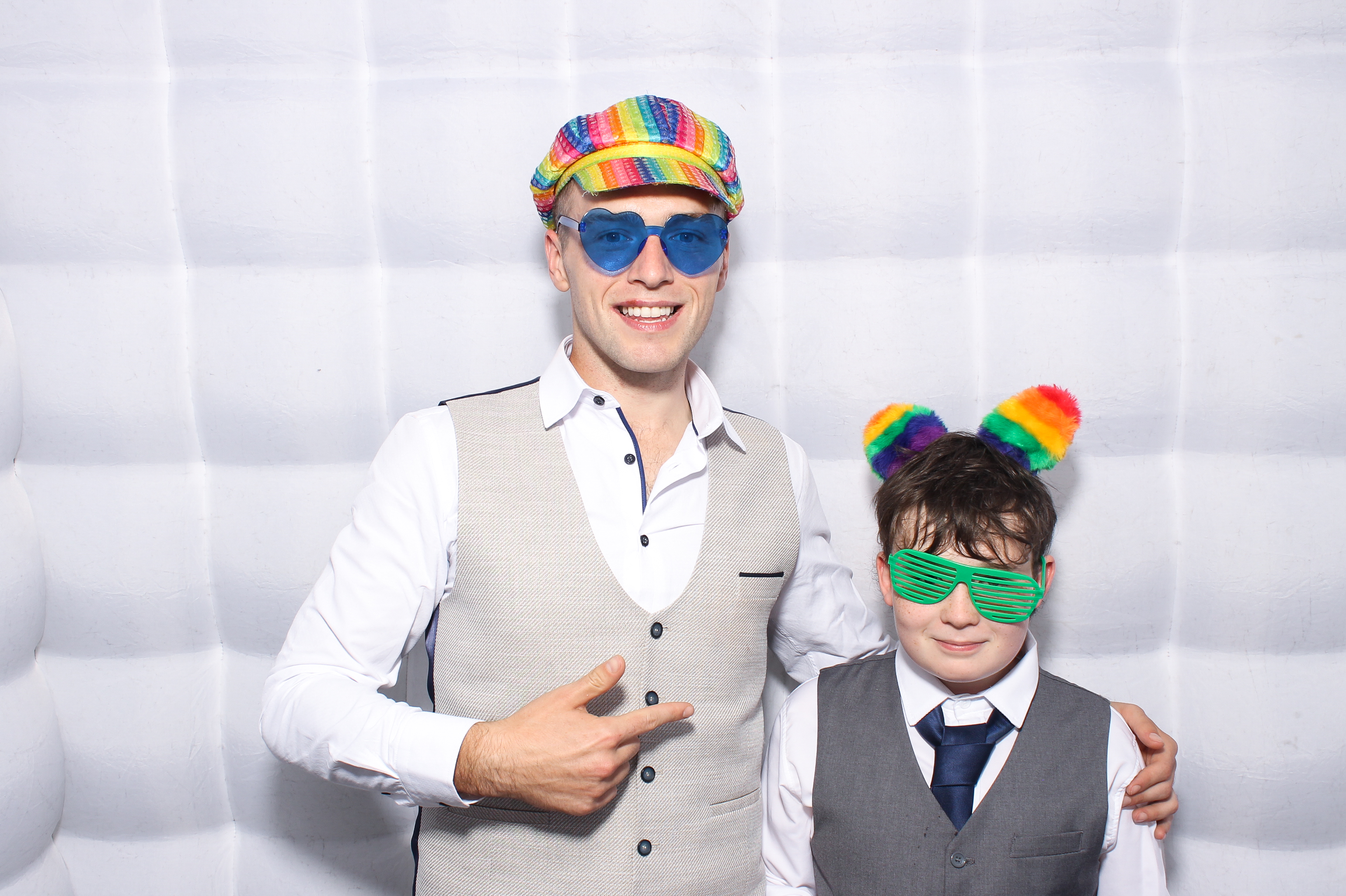 Lisa & Fergal | View more photos from the event at gallery.snapmagic.ie/u/SnapMagic/Lisa-Fergal