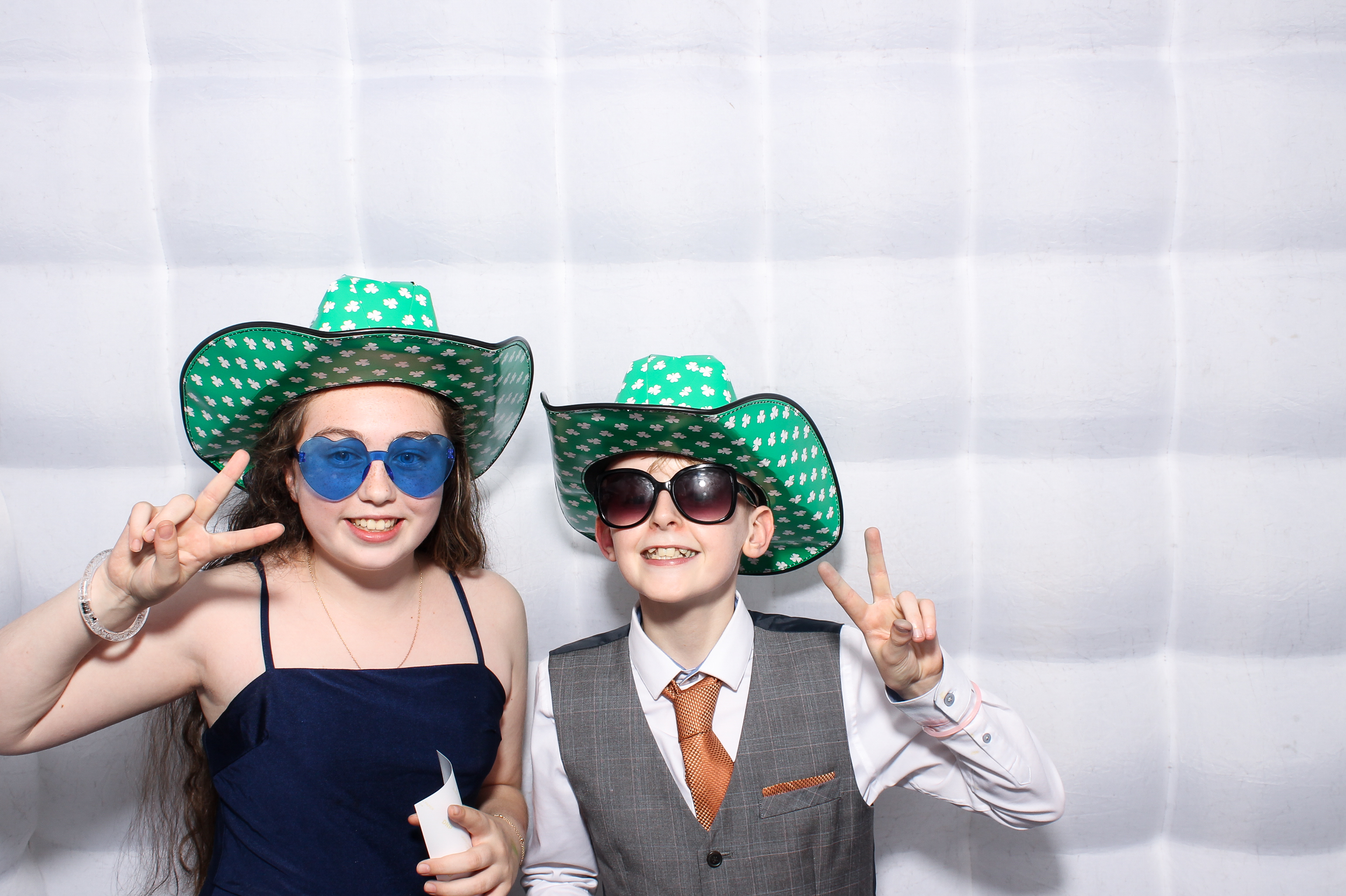 Lisa & Fergal | View more photos from the event at gallery.snapmagic.ie/u/SnapMagic/Lisa-Fergal