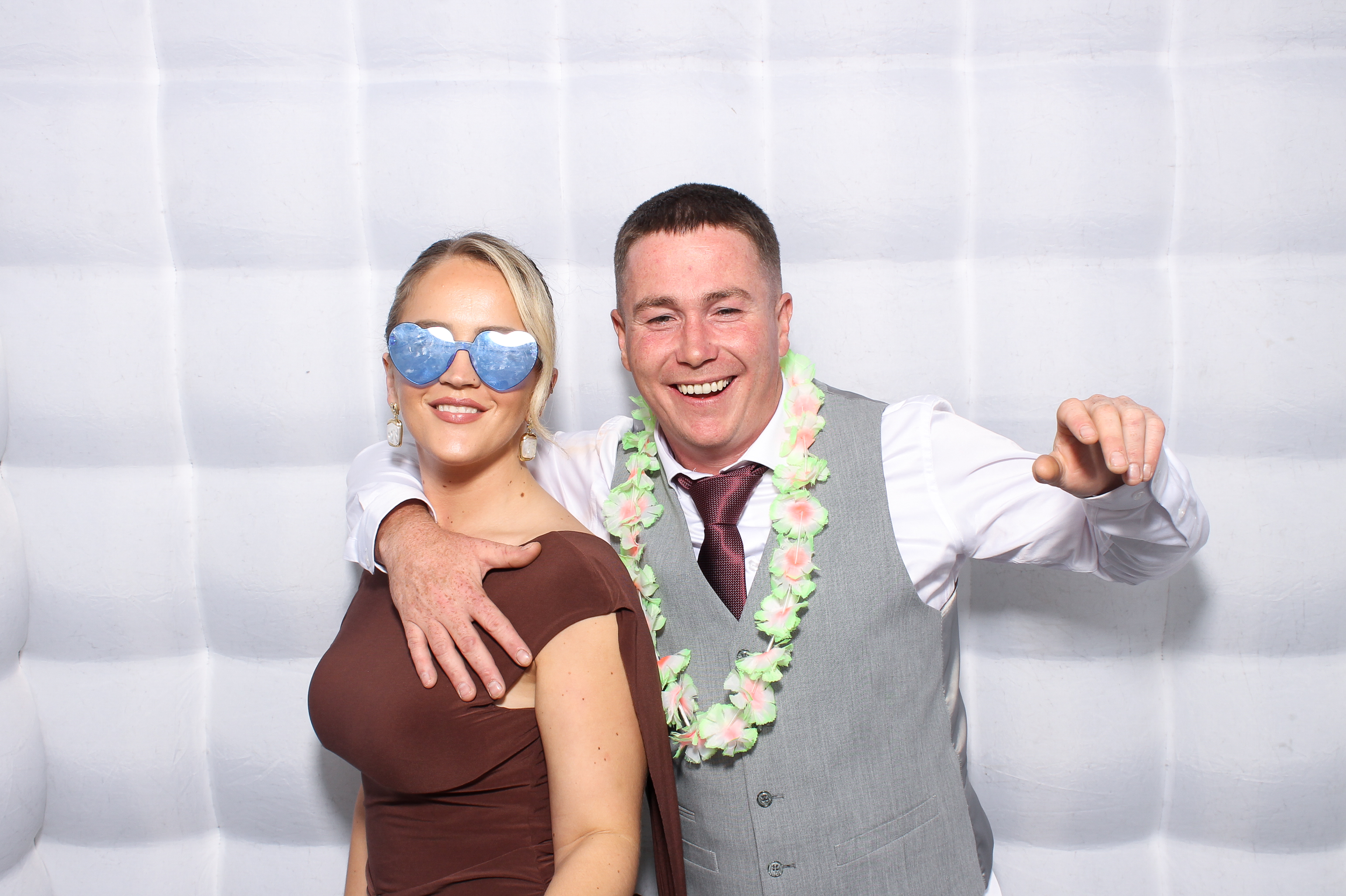 Lisa & Fergal | View more photos from the event at gallery.snapmagic.ie/u/SnapMagic/Lisa-Fergal