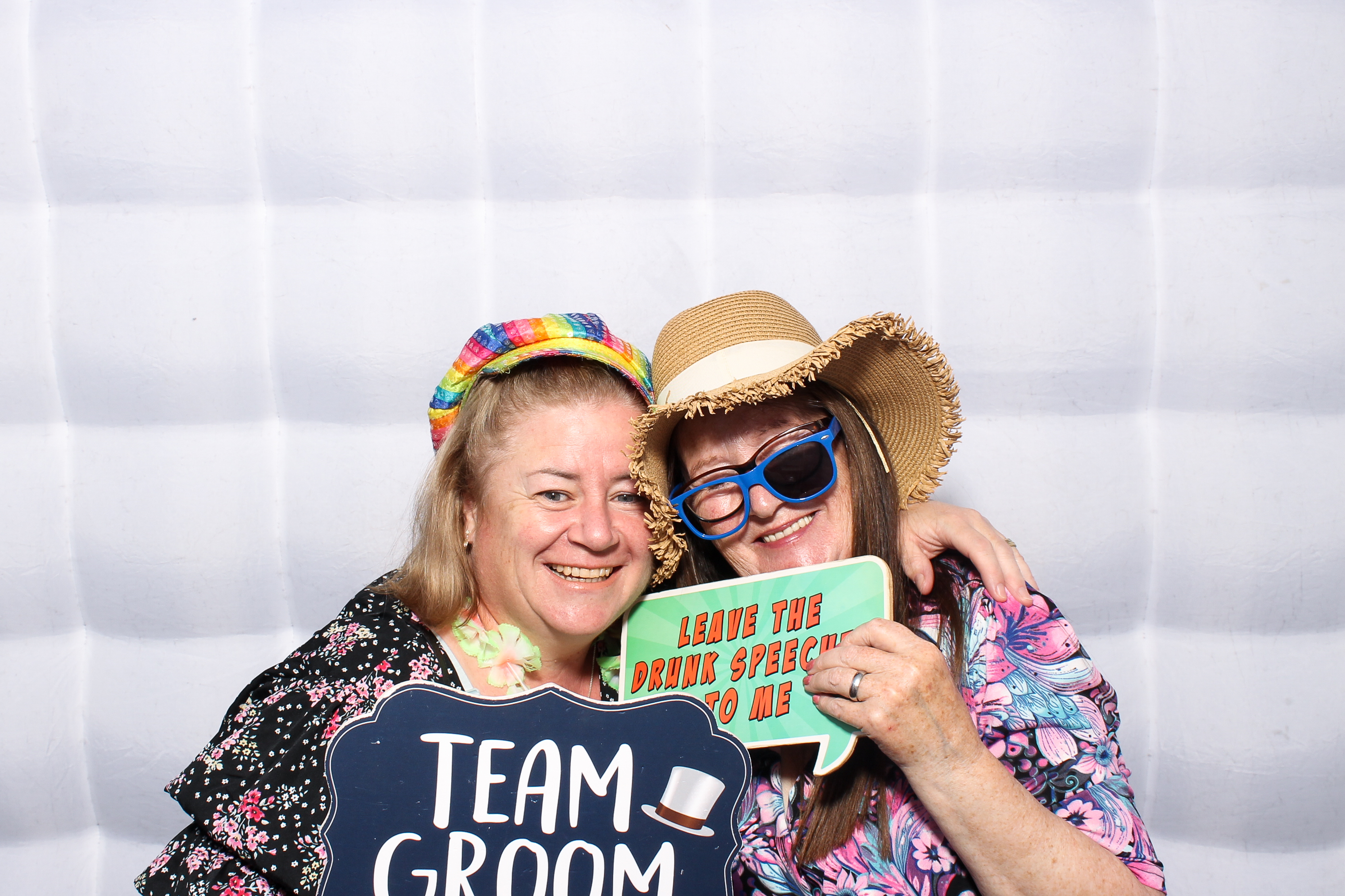 Lisa & Fergal | View more photos from the event at gallery.snapmagic.ie/u/SnapMagic/Lisa-Fergal